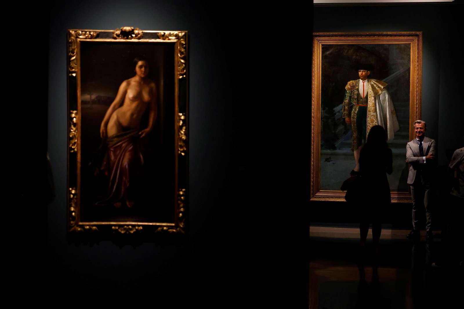 La exposición de Julio Romero de Torres y Zuloaga en Córdoba, en imágenes