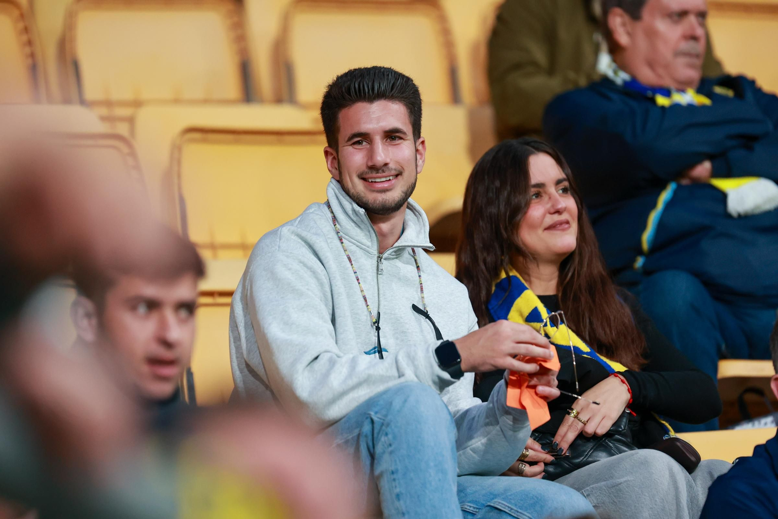 Búscate entre las imágenes del partido de fútbol entre Cádiz CF y Deportivo
