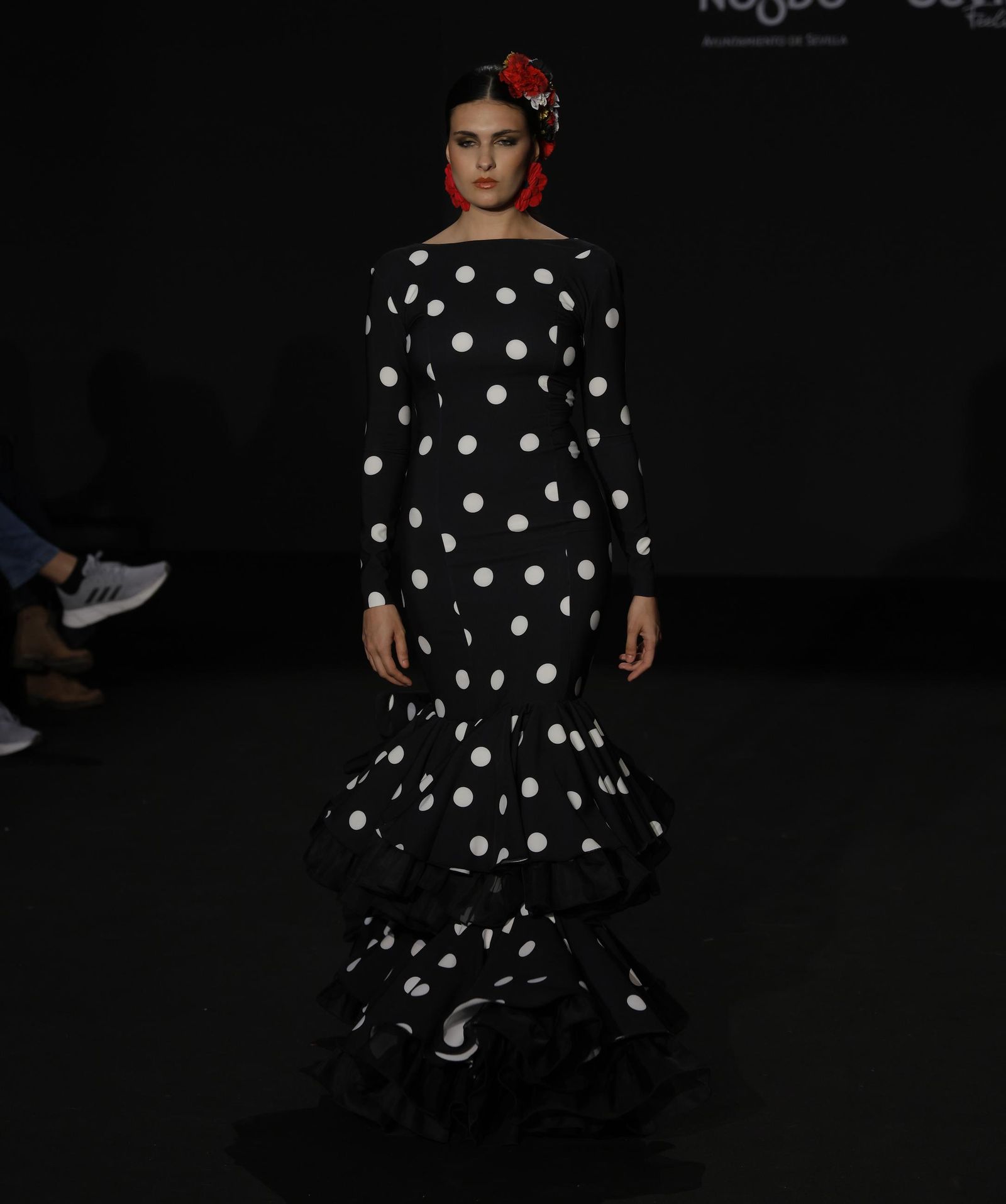 Emprende Lunares, el desfile de moda flamenca de Nerea Cariño, que anticipa la Feria de Abril: todas las fotos.