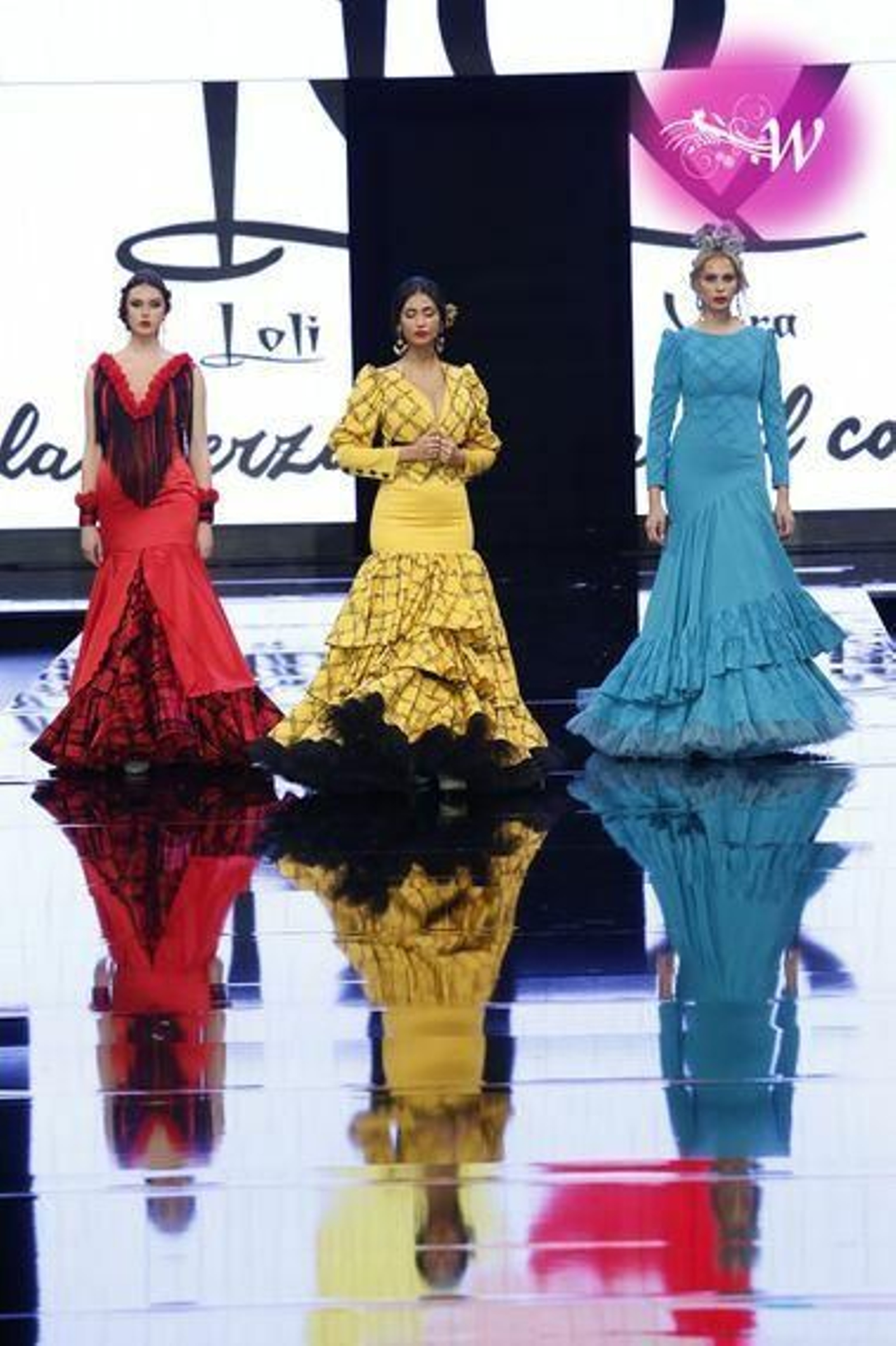 'La fuerza de color' de Loli Vera en SIMOF 2020, todas las fotos del desfile