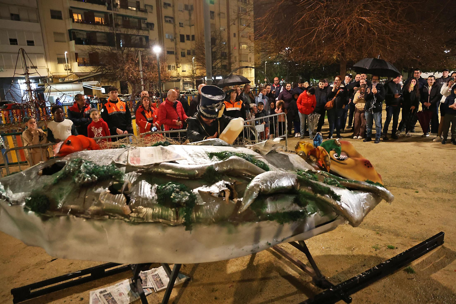 Imágenes de la quema del choco en Huelva