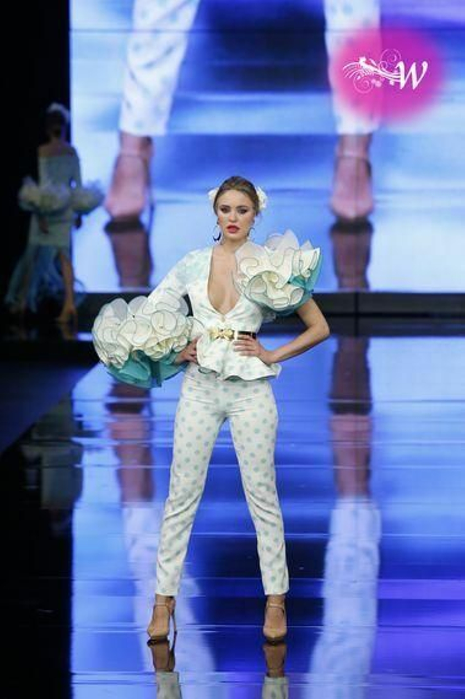 Todas las fotos del desfile de Sara Benítez en SIMOF 2020