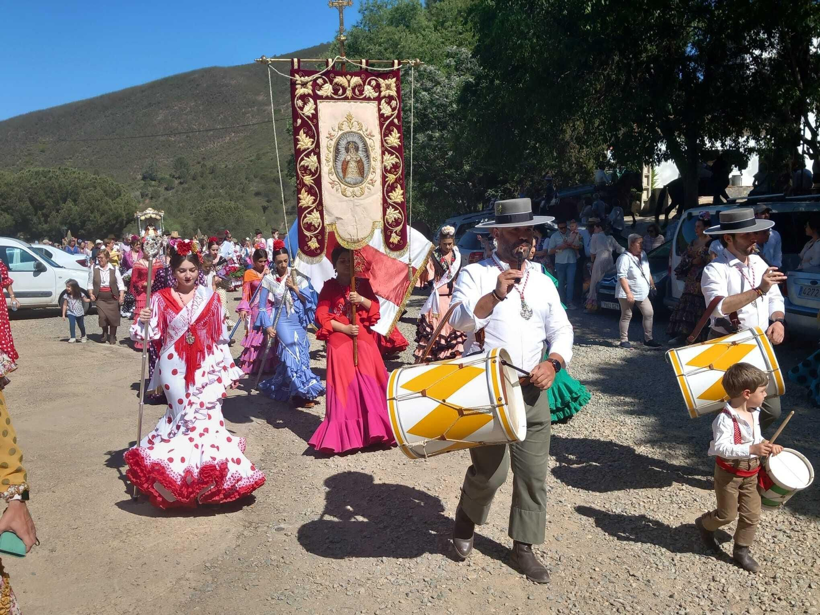 La Romería de Nuestra Señora de la Coronada en Calañas, en imágenes
