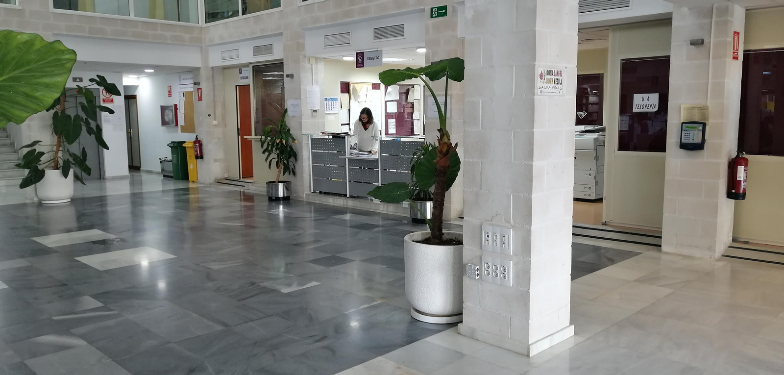 Centro Administrativo Municipal, en la Plaza Alberti