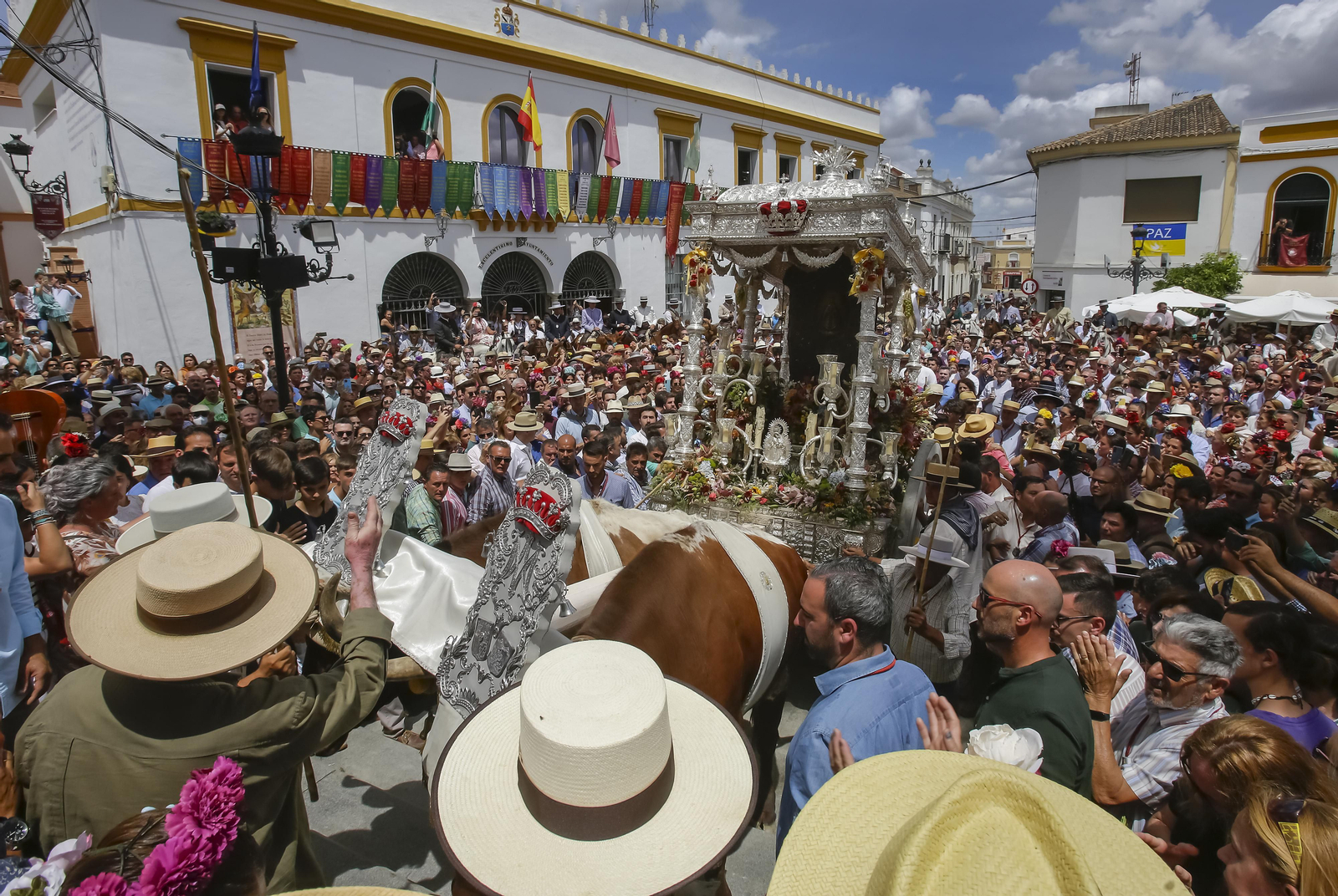 Paso de las Hermandades por Villamanrique