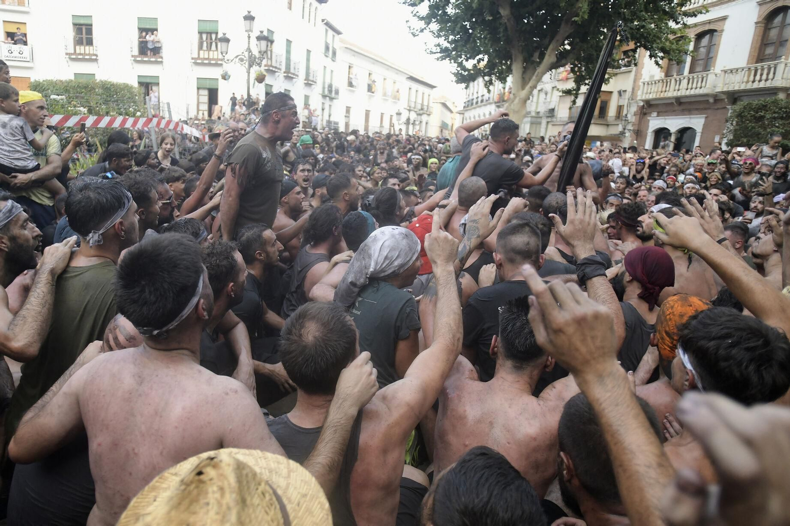 Las mejores fotos del Cascamorras celebrado en Baza