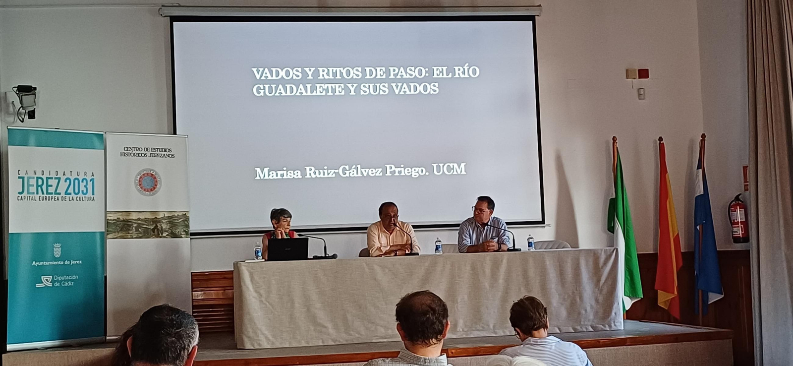 María Luisa Ruiz-Gálvez, catedrática de Prehistoria, en su conferencia en el Museo Arqueológico.