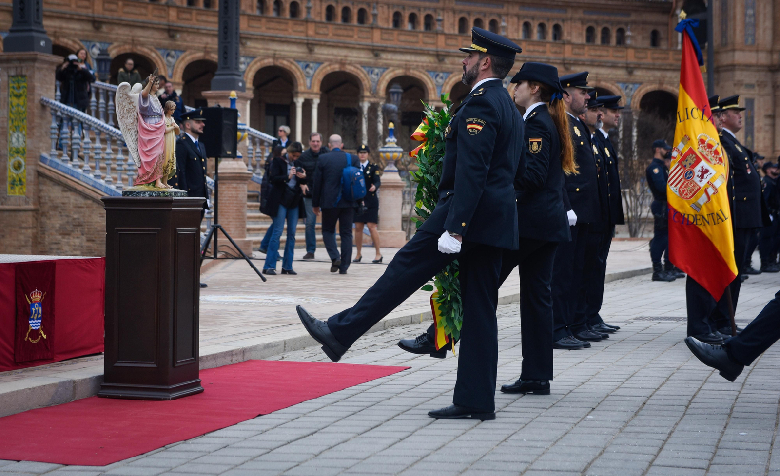 Acto de celebración del Bicentenario de la Policía Nacional en Sevilla