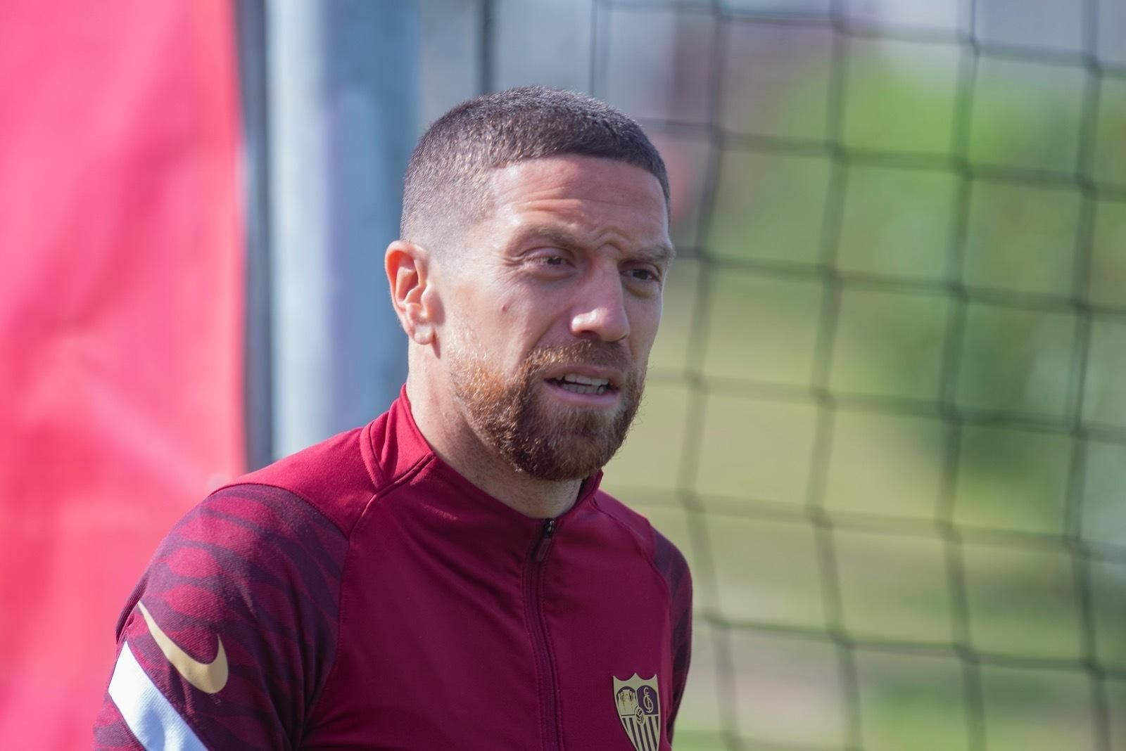 Papu Gómez, en el entrenamiento de este martes.