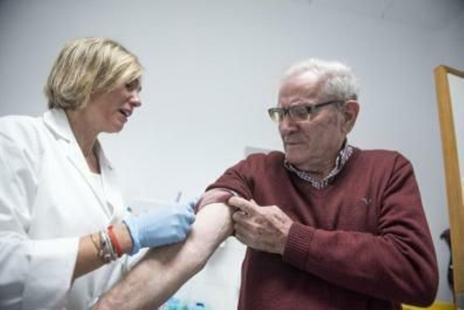 La campaña de la gripe tiene 324 puntos de vacuna y 172.000 dosis