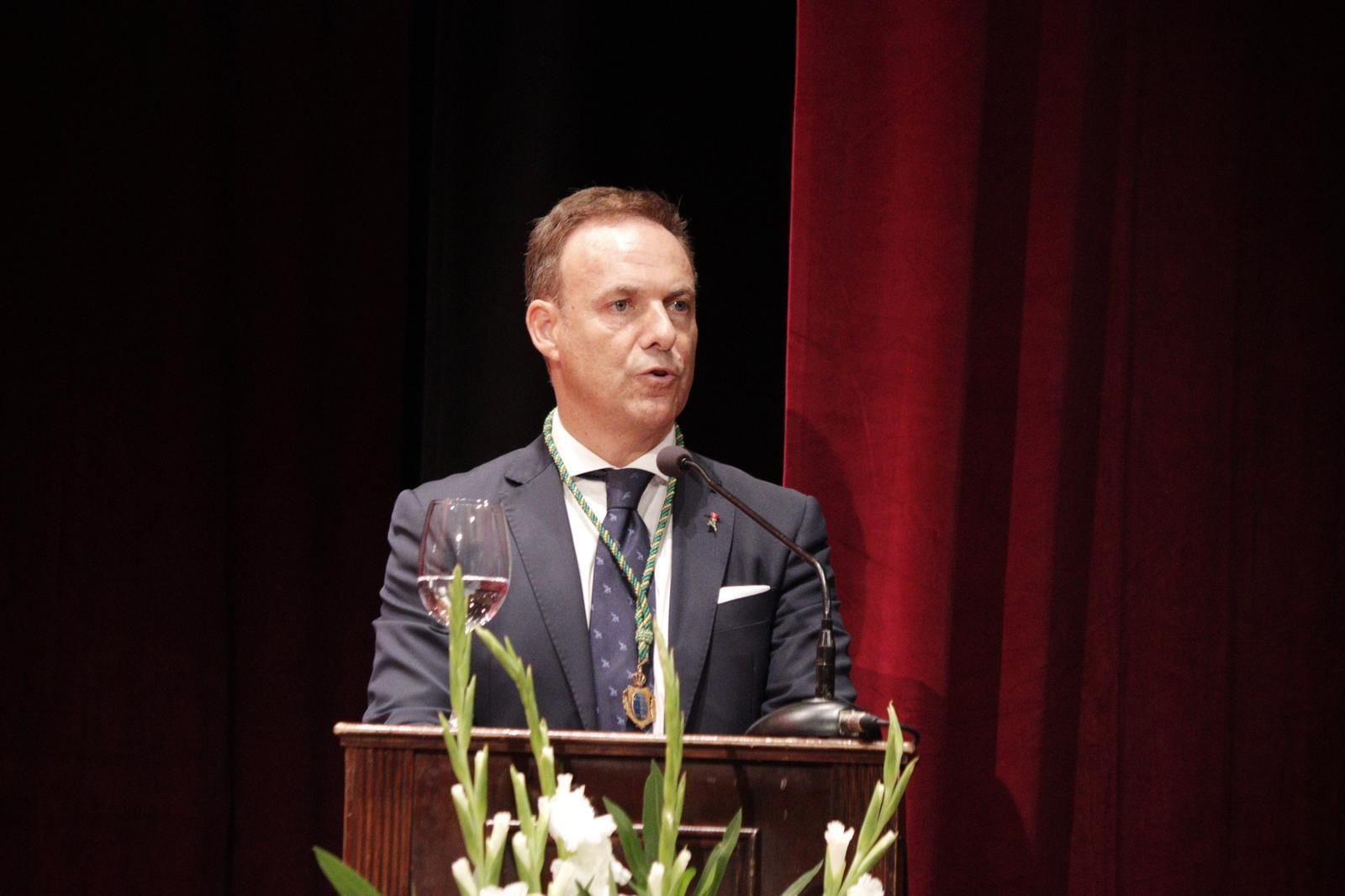 La investidura de Germán Beardo como alcalde de El Puerto, en imágenes