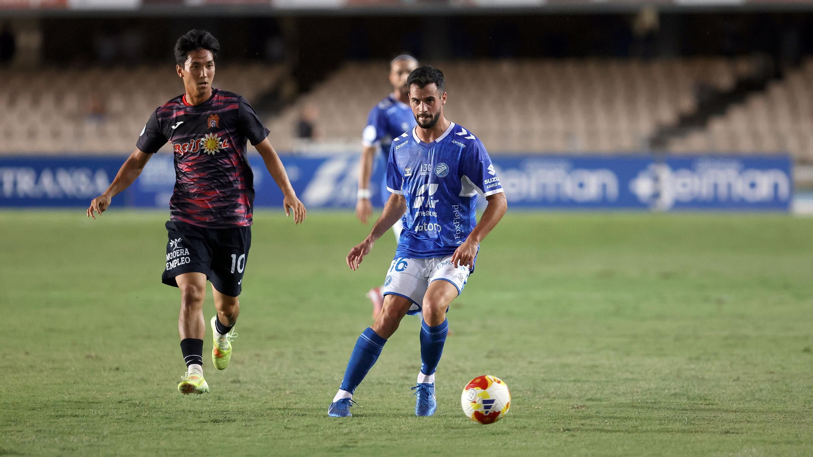 Imágenes del Xerez DFC contra el Águlas FC en Chapín