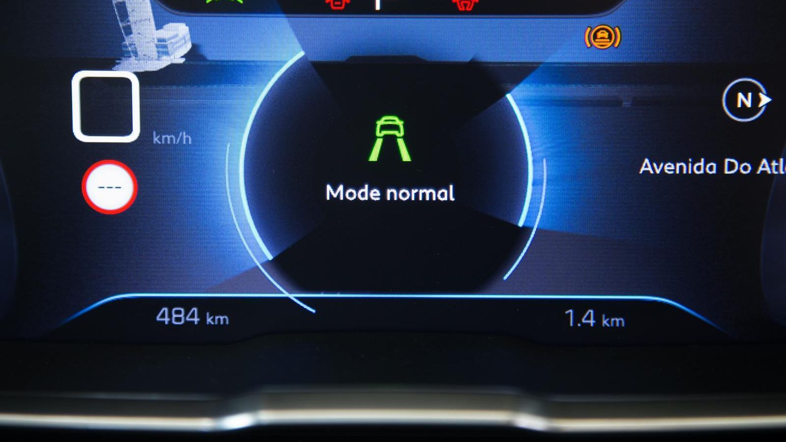 El cuadro destaca por la pantalla de 12 pulgadas.