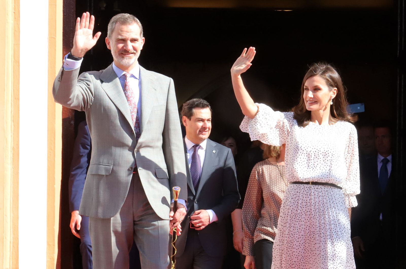 Imágenes de Don Felipe y Doña Letizia en su visita a la Virgen del Rocío