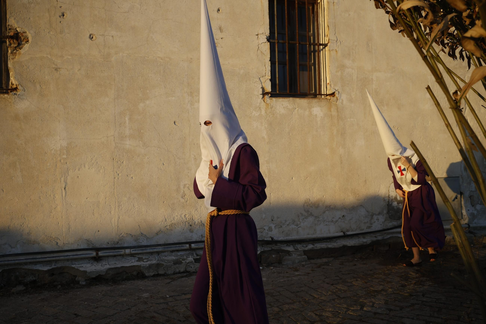 Imágenes de la salida de Medinaceli en la Semana Santa de Cádiz 2025