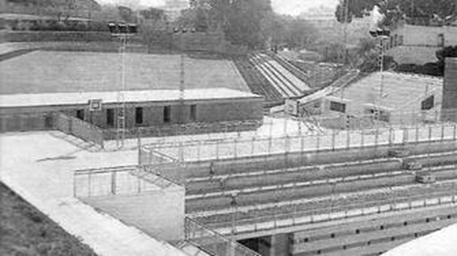 En 2002 se reinauguraron las nuevas instalaciones de la Ciudad Deportiva.