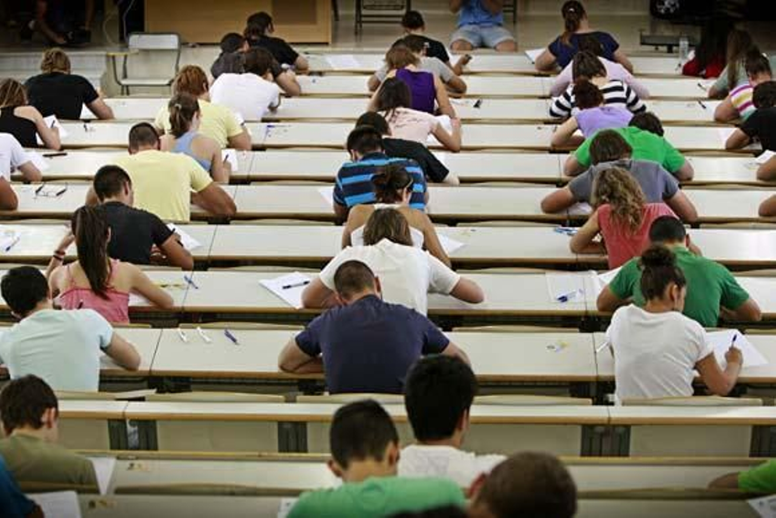 Un total de 1.567 alumnos se presentan a la convocatoria extraordinaria de Selectividad en la UCA