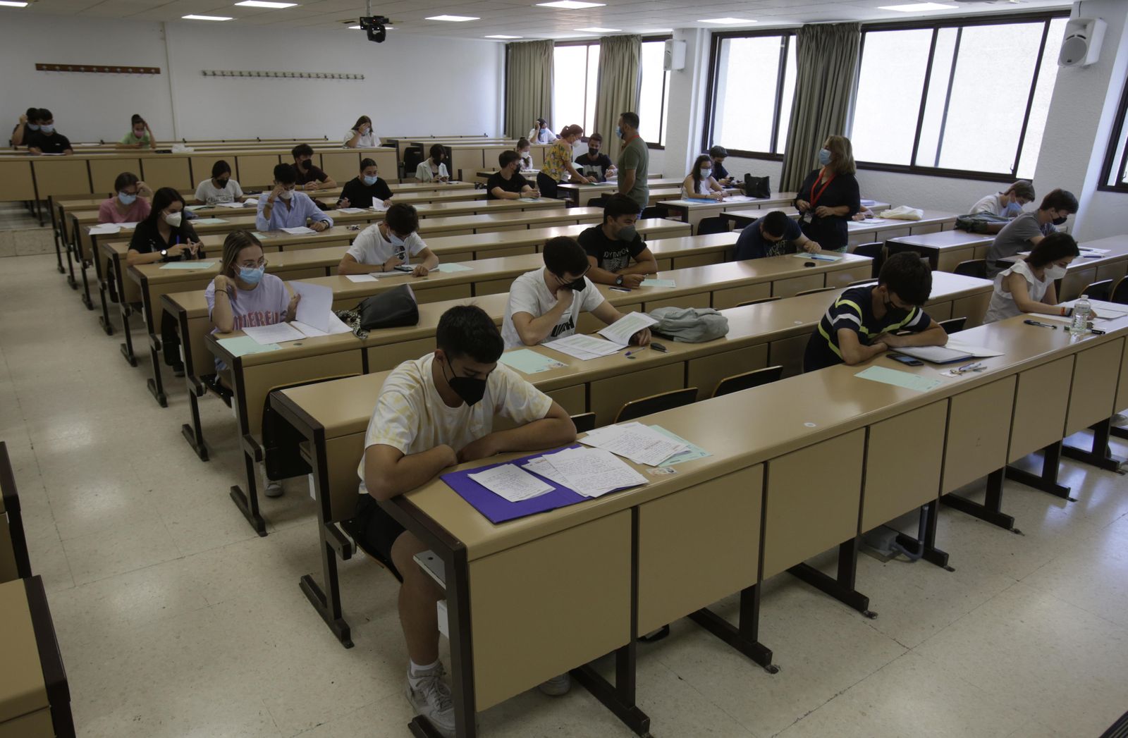 Examen de Selectividad celebrado este martes en la Escuela de Informática de la US.