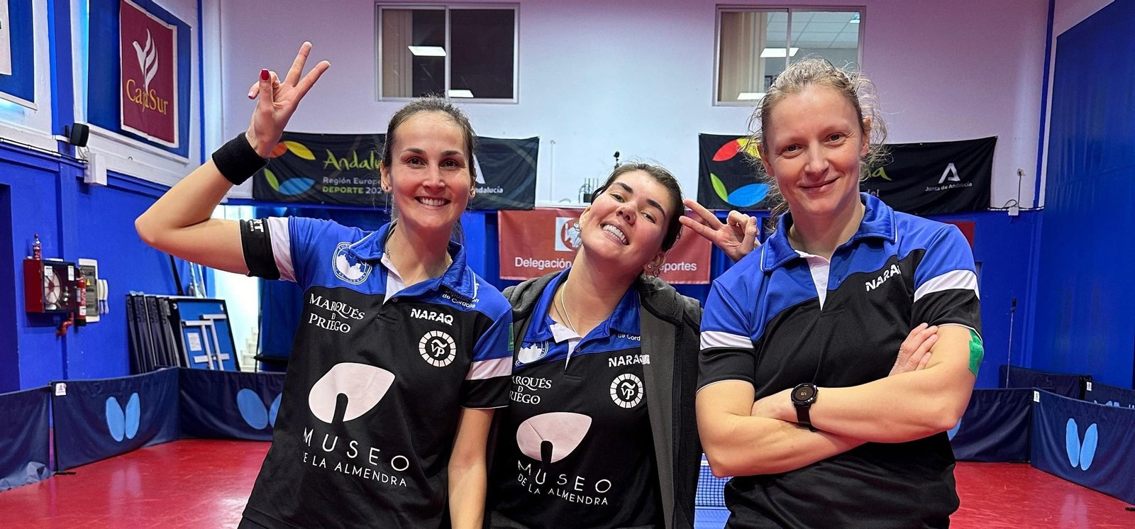 La tripleta prieguense celebra el triunfo ante el Sant Cugat.