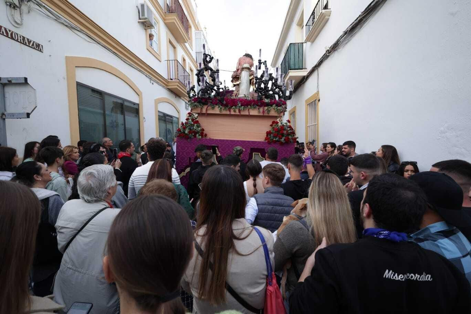 Así ha sido la primera salida de Coronación de Espinas en San Fernando