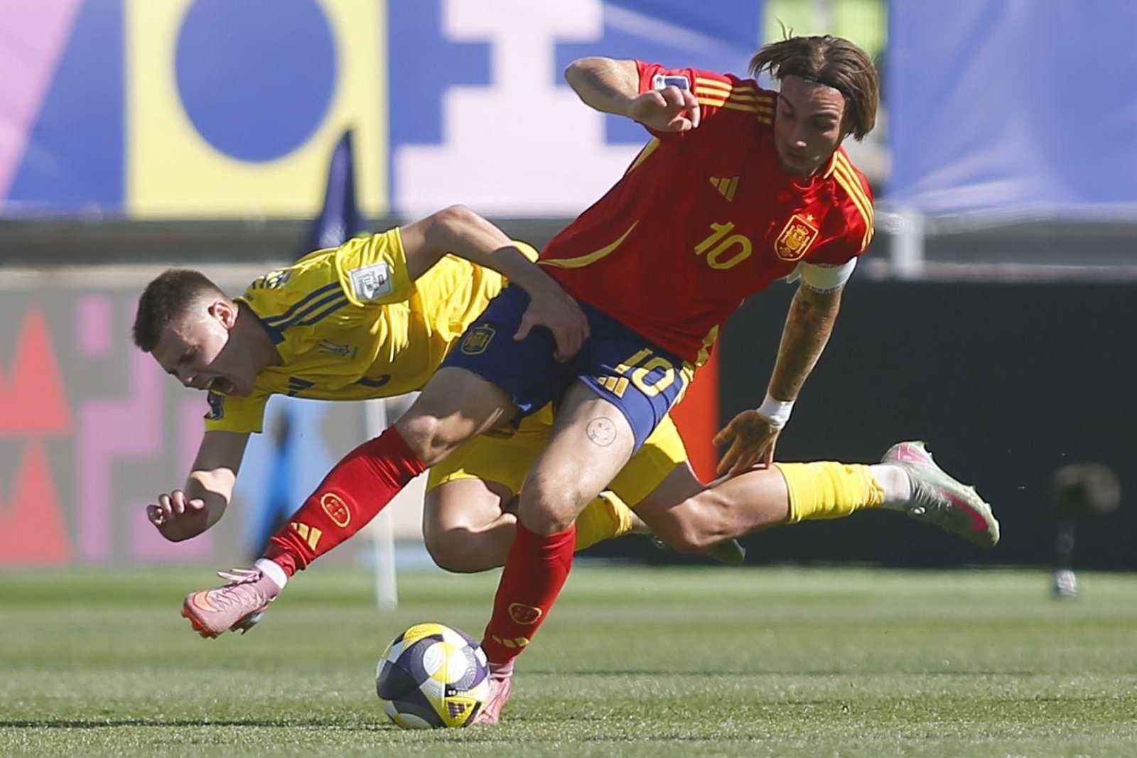 Mundial sub 20: España gana a Ucrania (1-0) e Izan Merino será baja ante el Deportivo