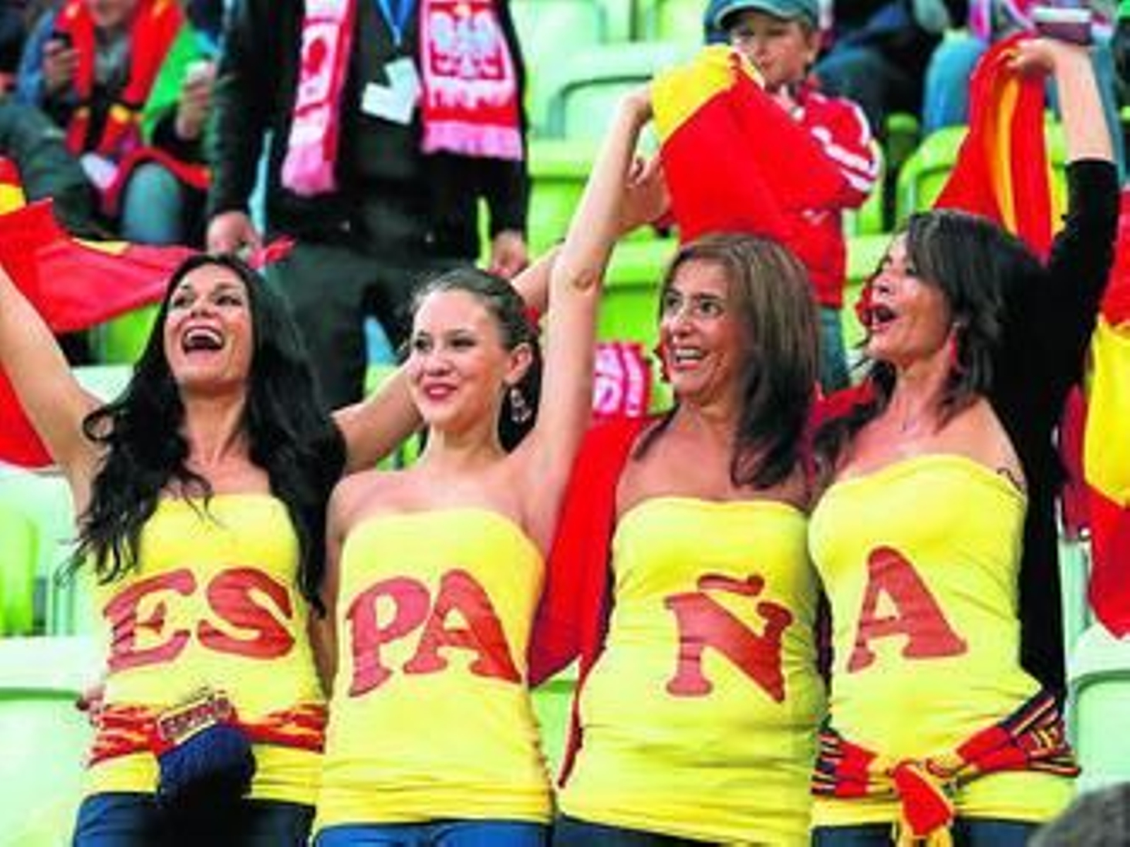 Marea verde, espuma roja