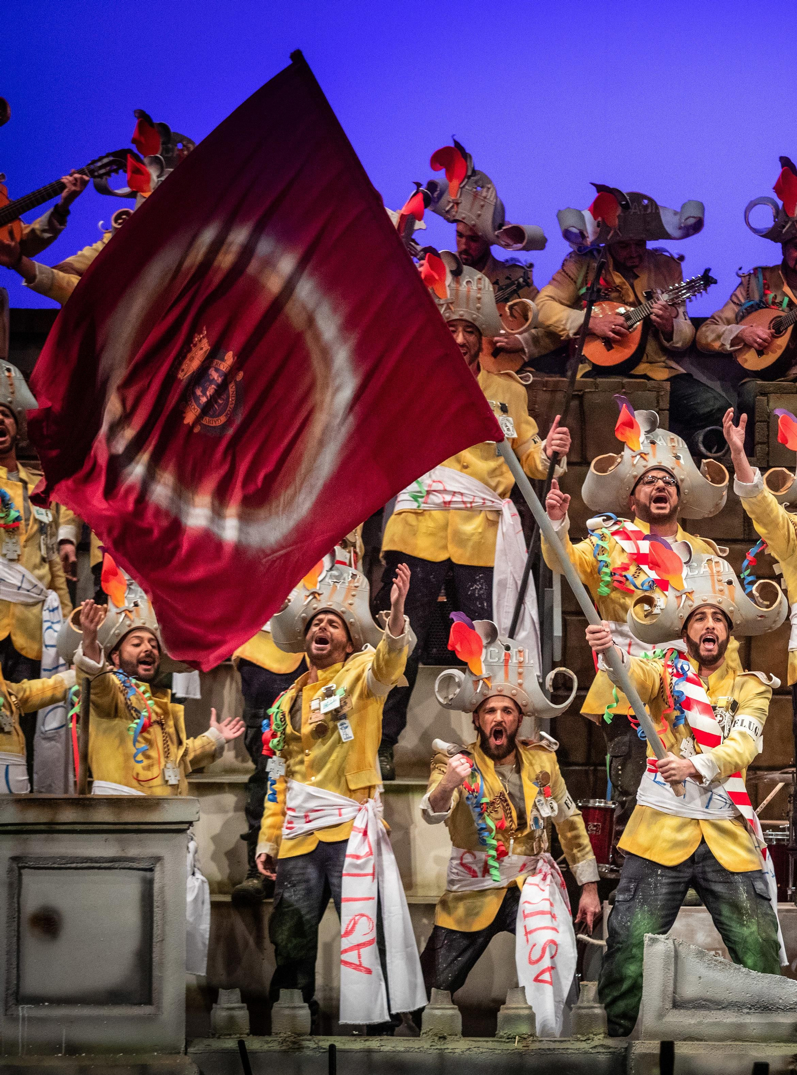 El coro de Julio Pardo 'El batallita' abrió la sesión