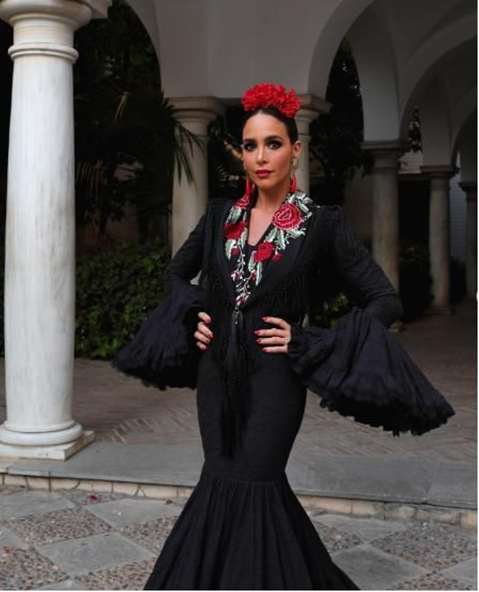 Rocío Osorno con traje de flamenca en la Feria de Abril.