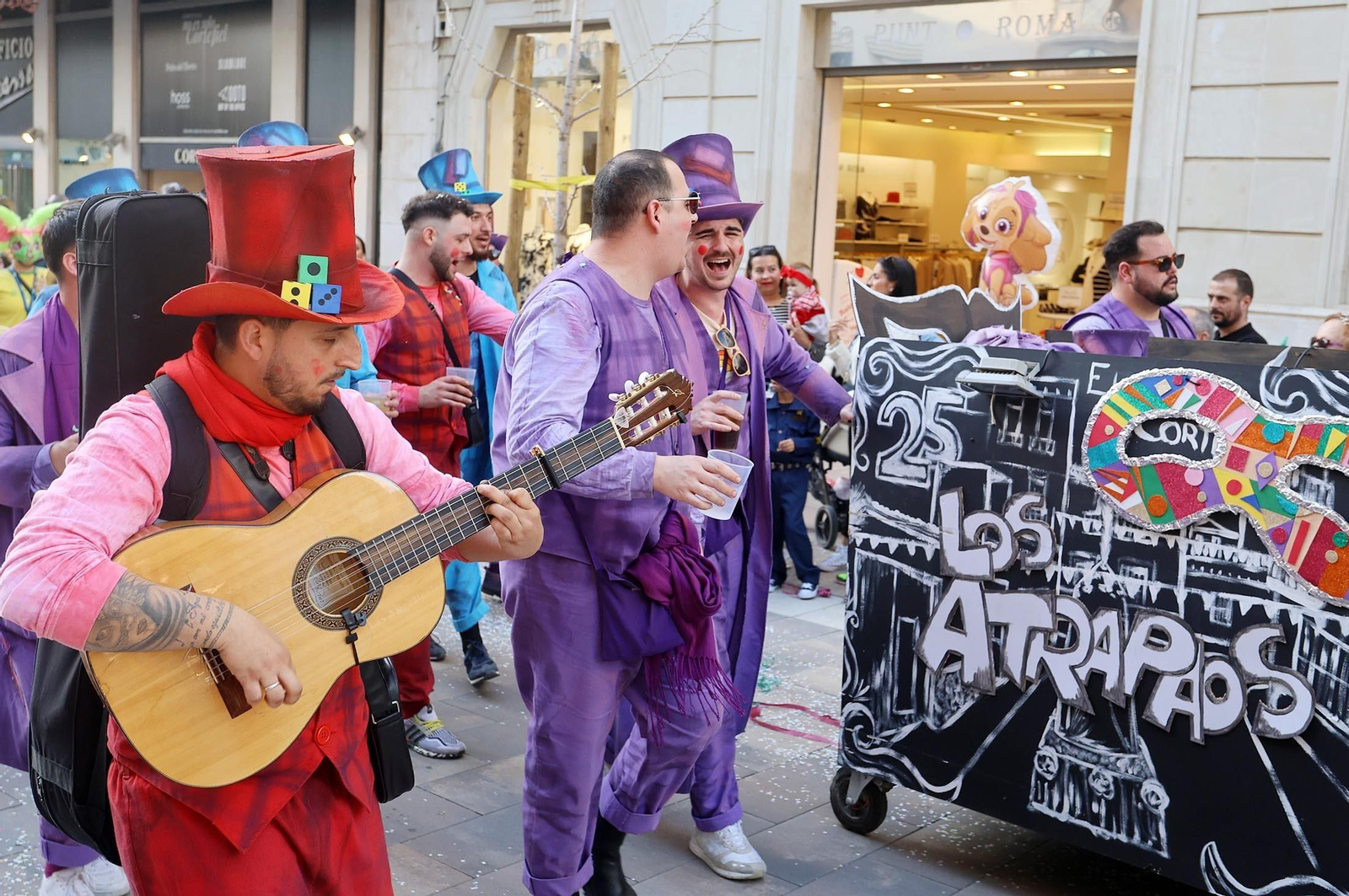 Imágenes de la cabalgata del Carnaval Colombino 2024