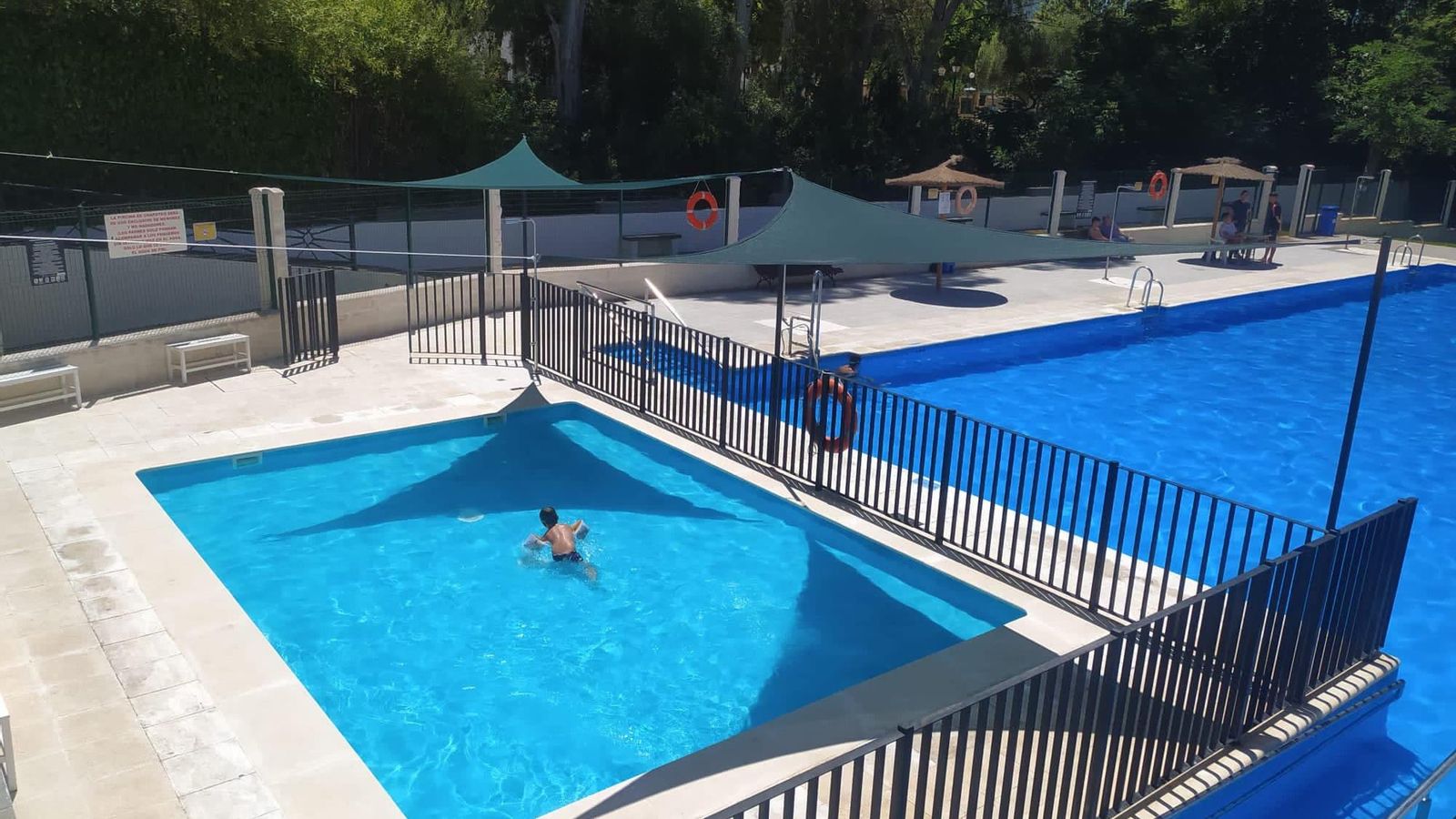 Piscina munipal El Bosque