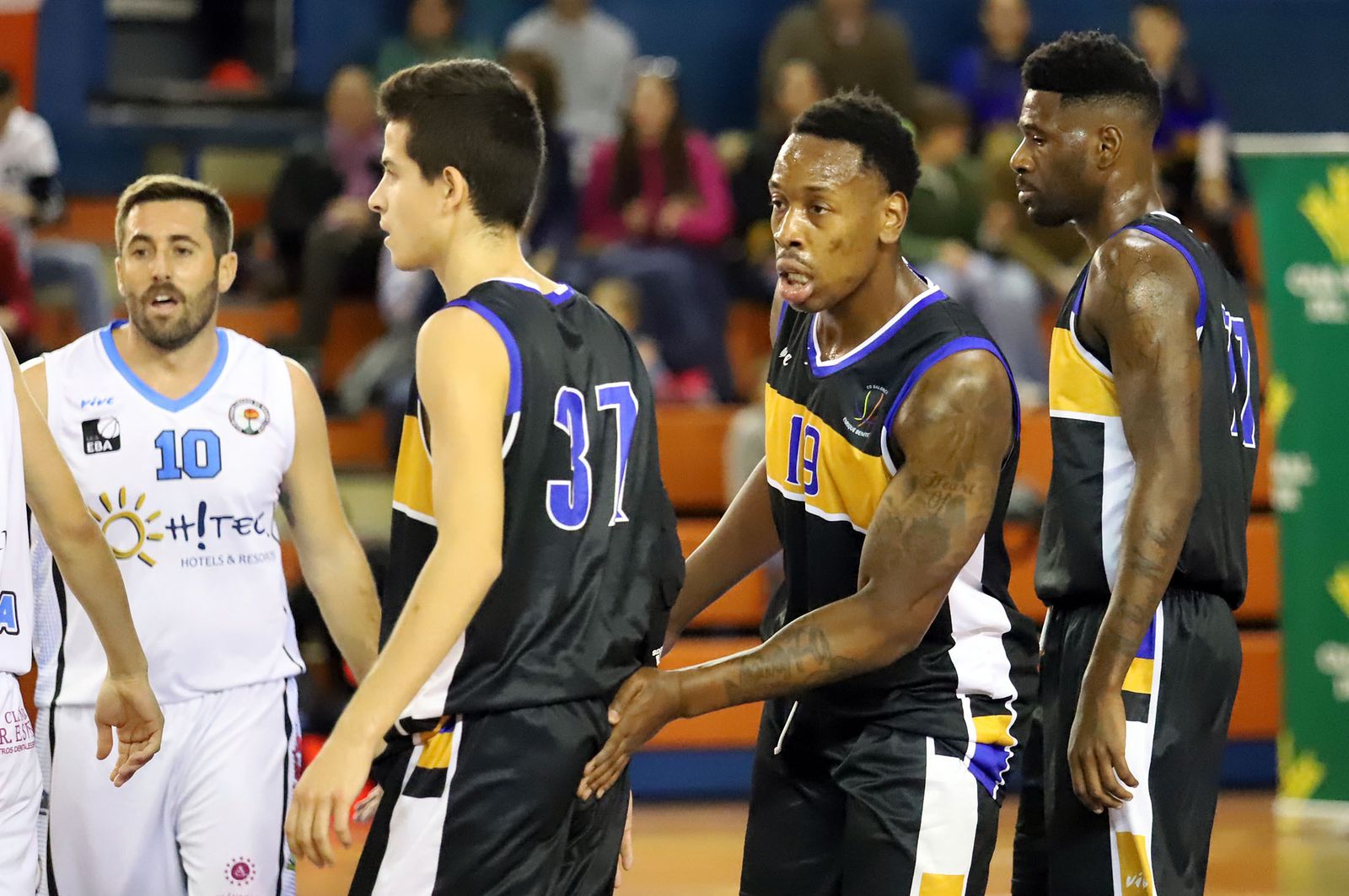 Toledo y Wanliss fueron los máximos anotadores ante el Dos Hermanas.