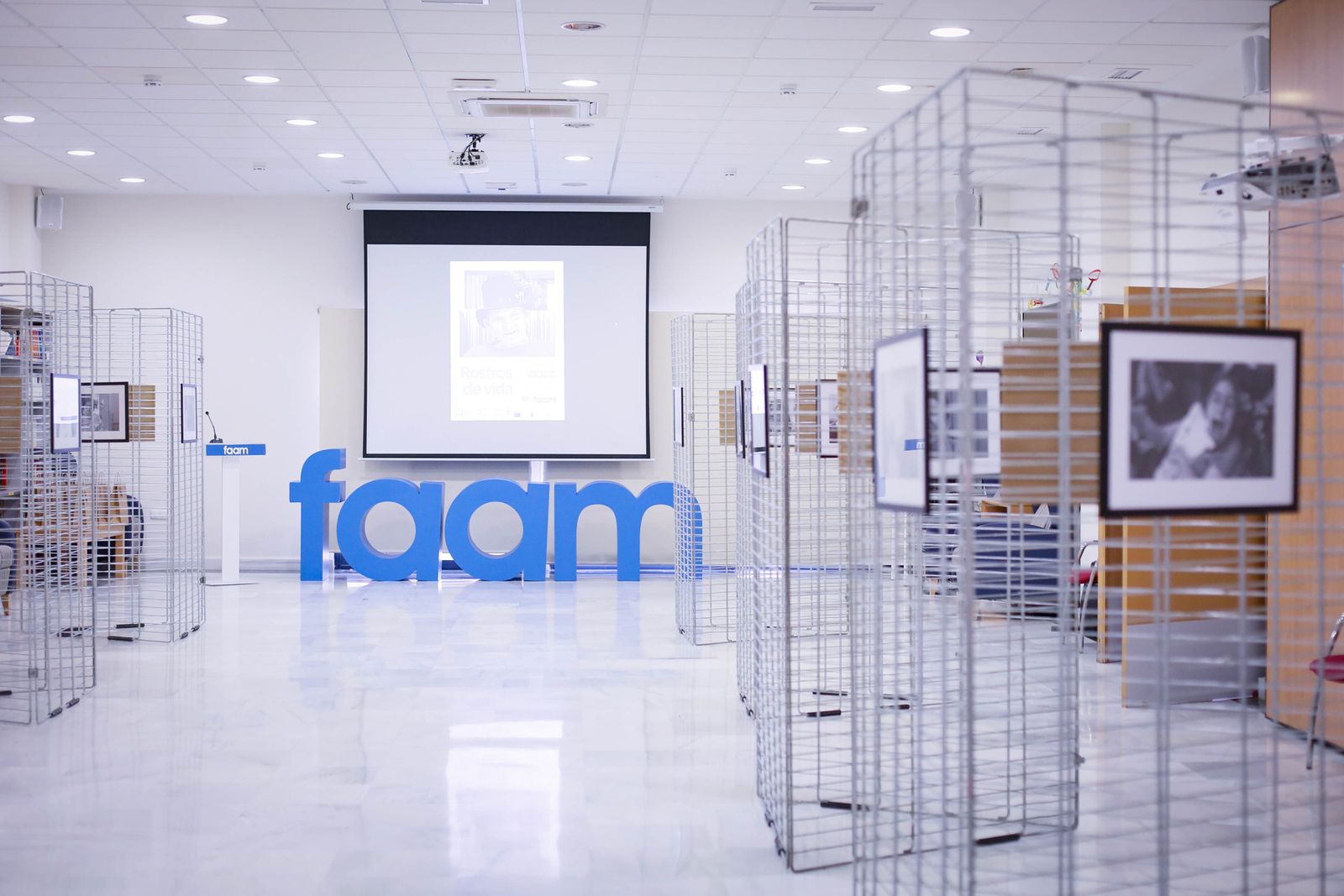 Imágenes de la exposición fotográfica de Fran Elara en FAAM