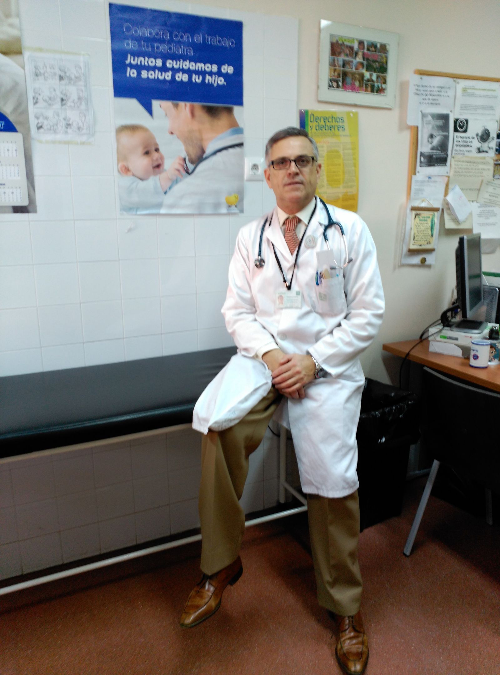 El doctor Cristóbal Coronel, secretario de Sepeap y director de las jornadas sobre vacunas.