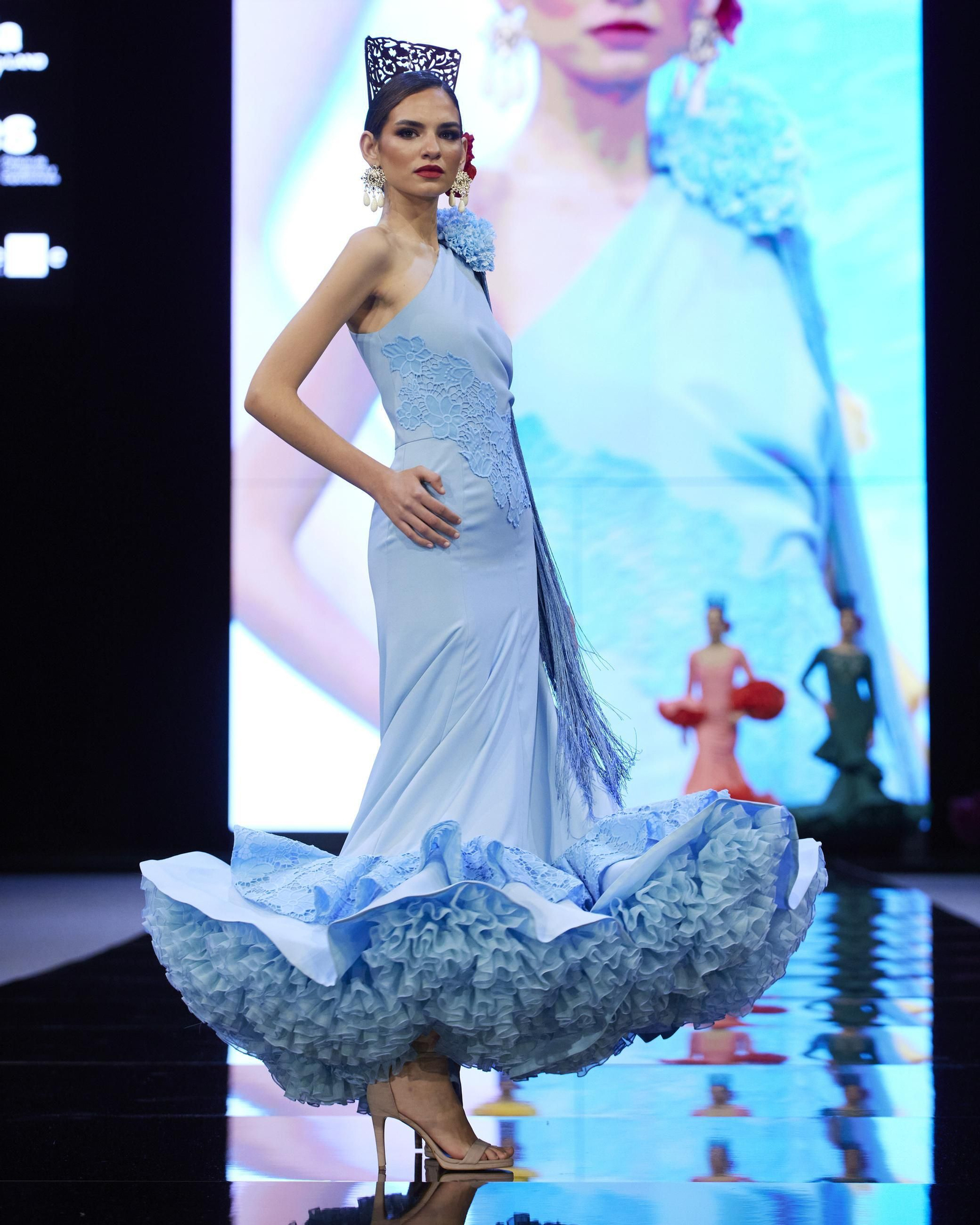 El desfile de Mari Carmen Sáez en SIMOF 2025, todas las fotos