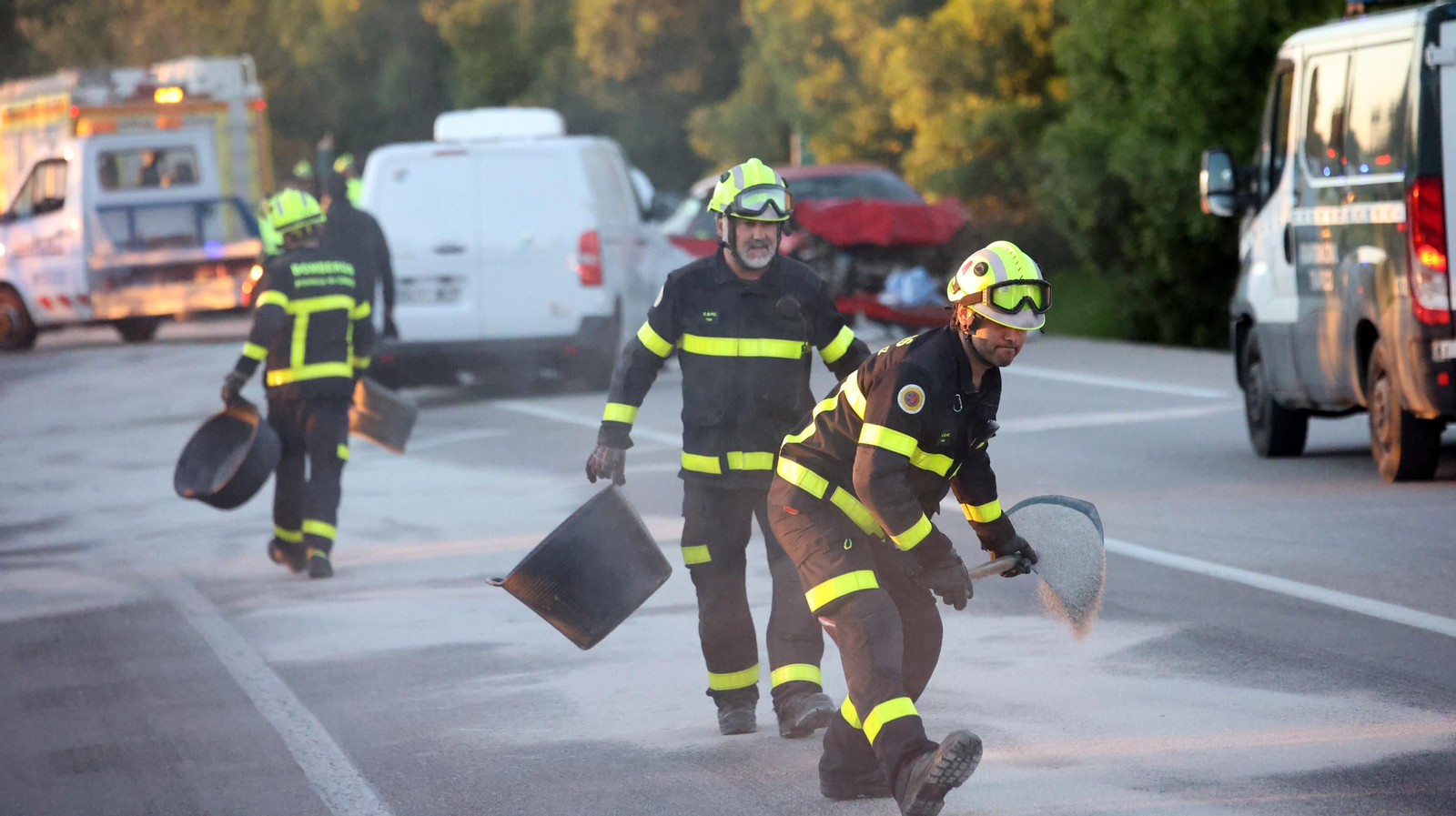 Grave accidente de tráfico en la carretera de Cartuja en Jerez