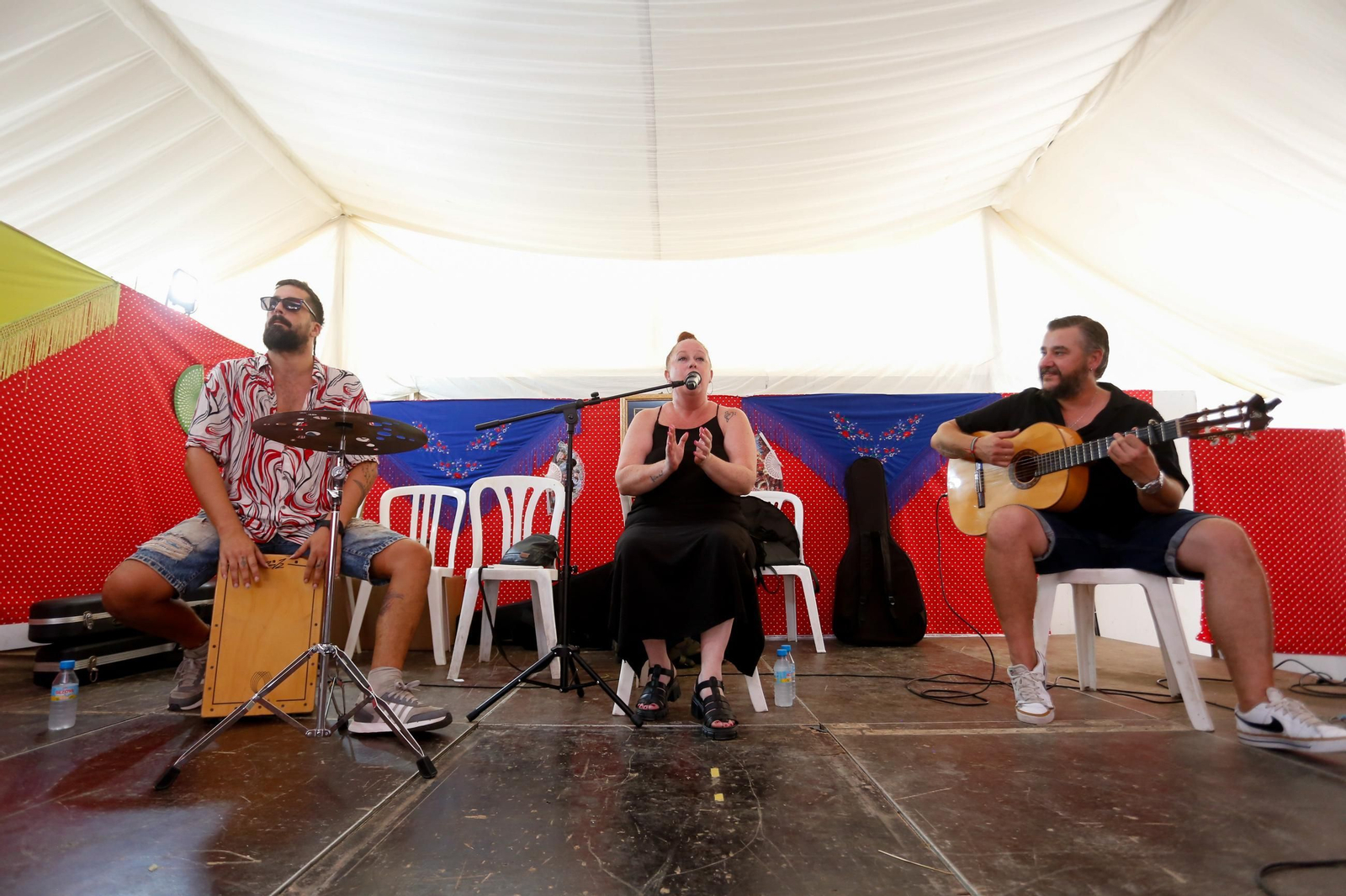 Búscate en las fotos del lunes en la Feria de Tarifa