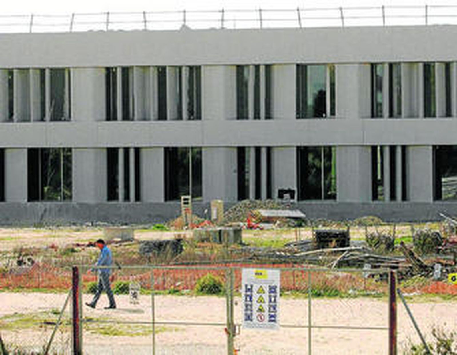 Estado actual de las obras de la nueva sede de la Escuela Superior de Ingeniería de la UCA.