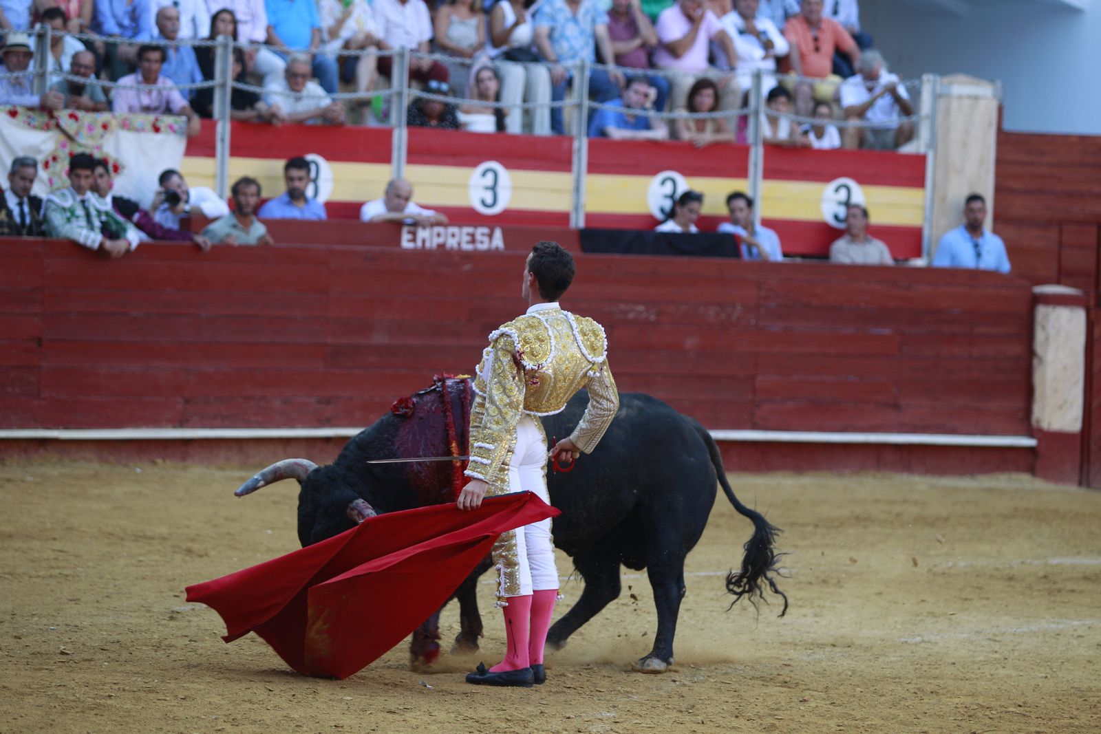 Imágenes de la corrida de toros del jueves en la Feria de Almería 2024
