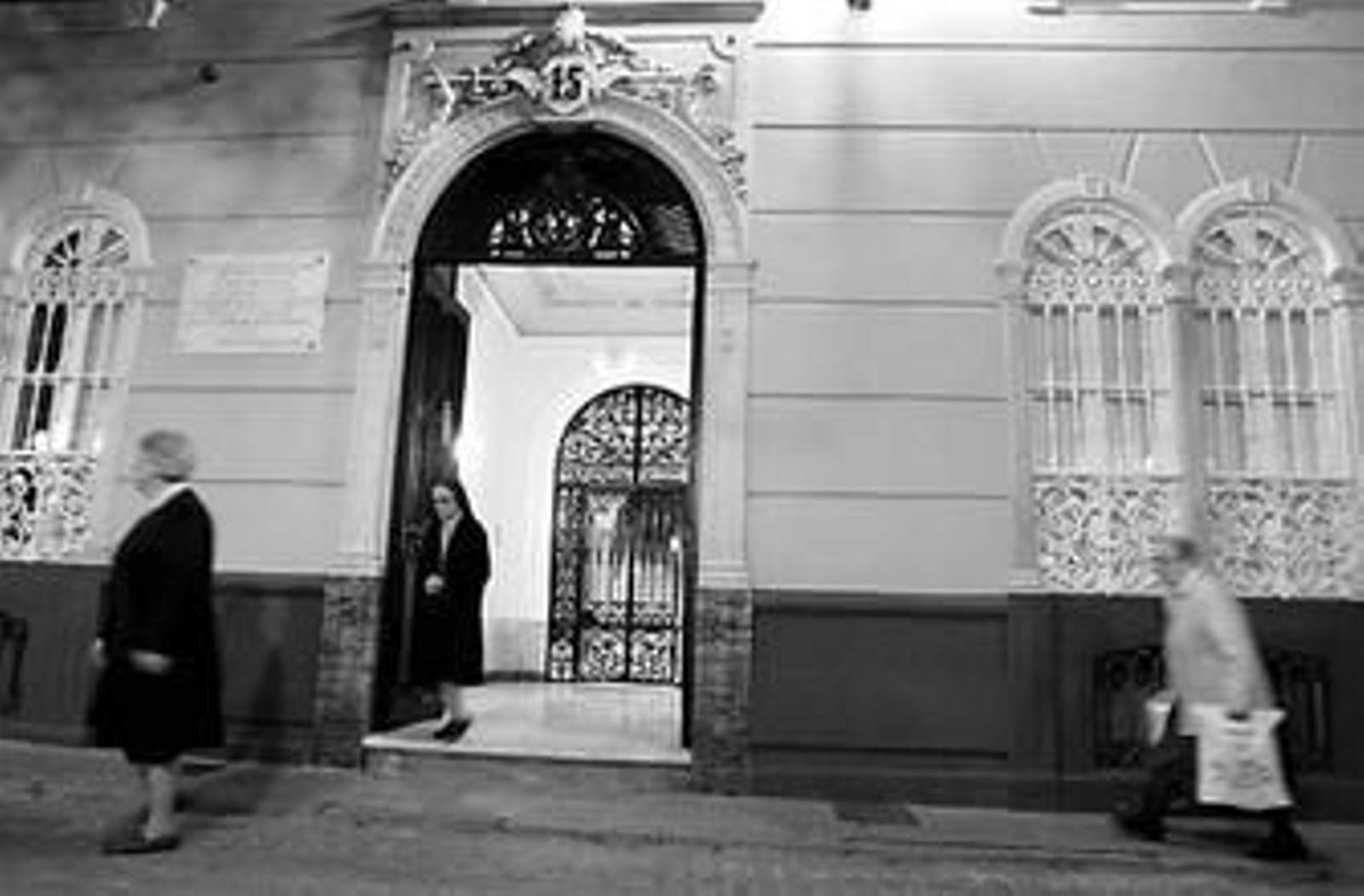 El Asilo ha vuelto a abrir sus puertas.