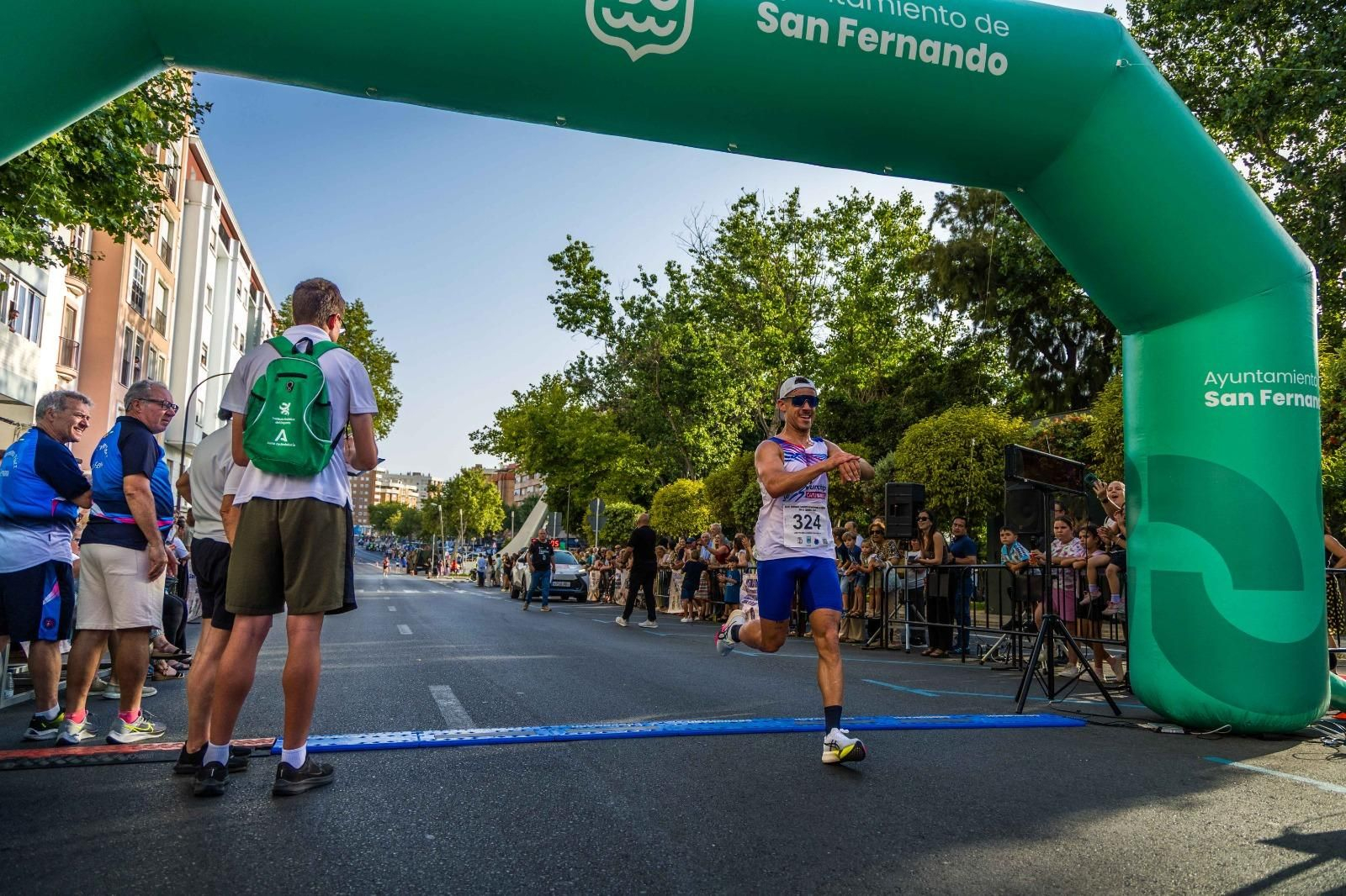 Las imágenes del Memorial Carmona Páez, la carrera más popular de San Fernando