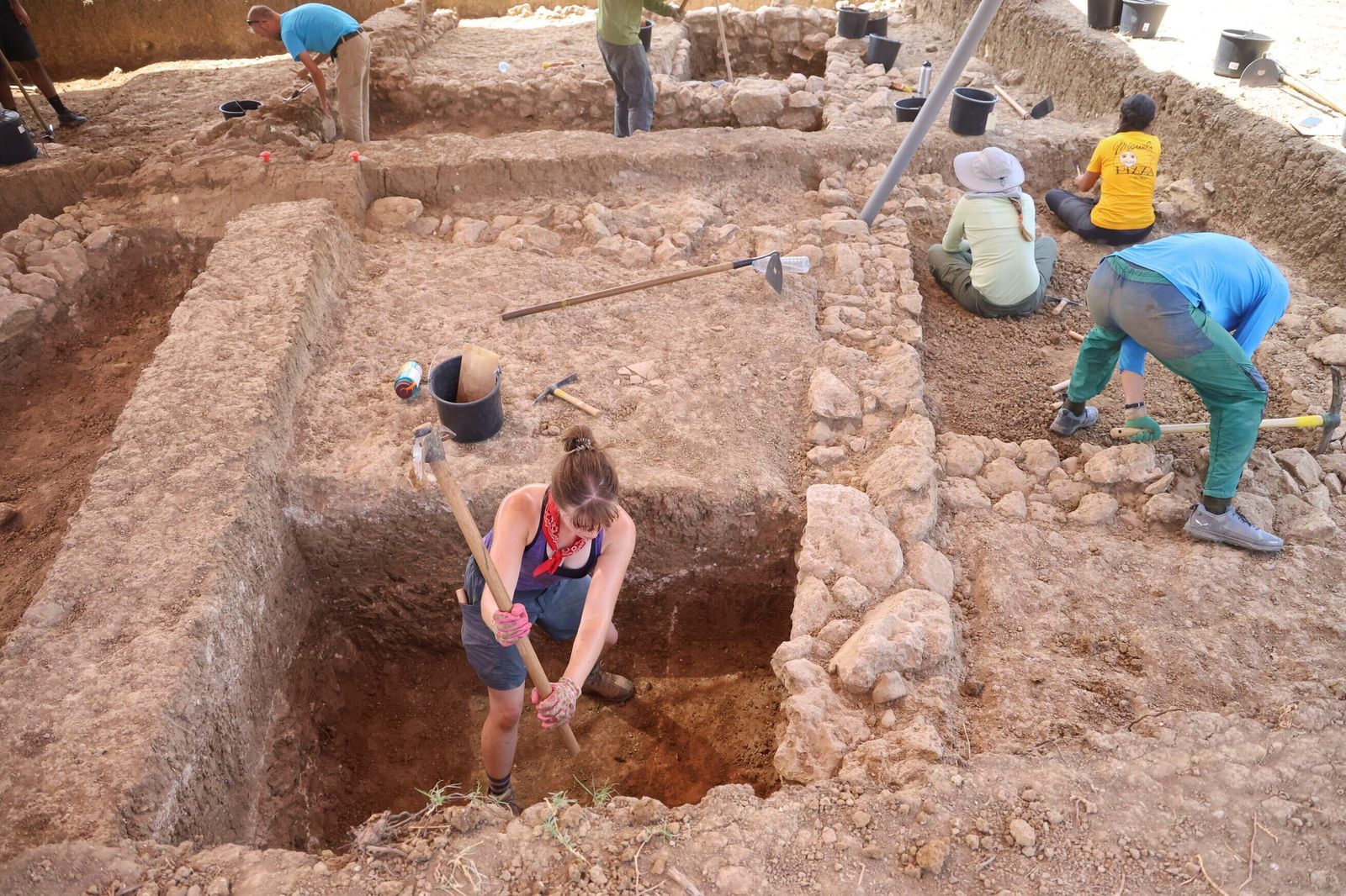 La excavación arqueológica de Cerro del Villar, en imágenes