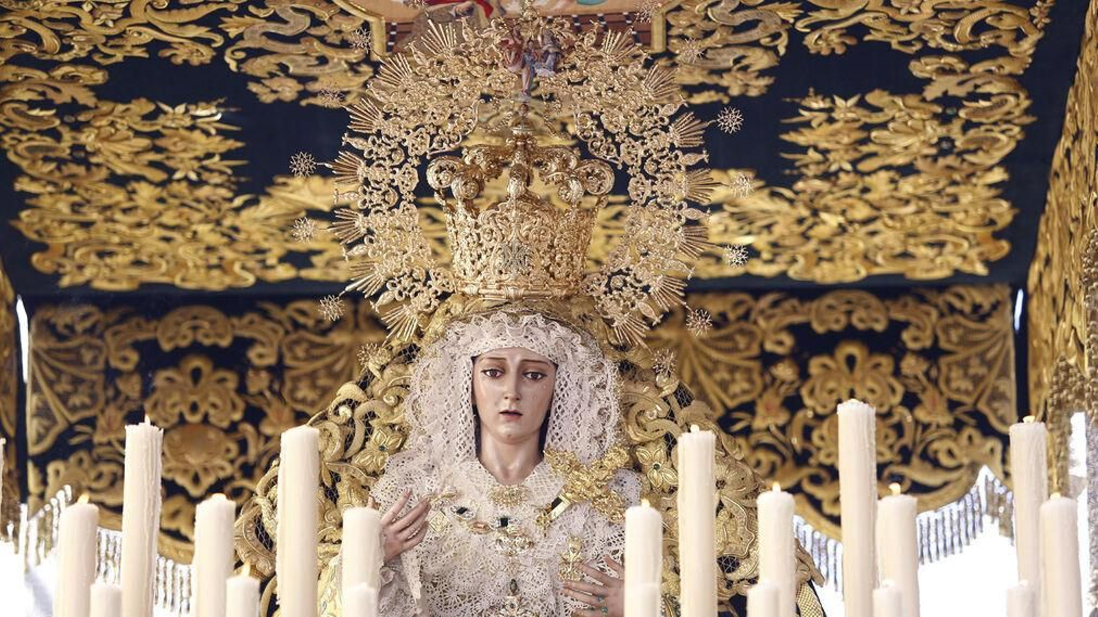 María Santísima de Lágrimas y Favores. María Santísima de Lágrimas y Favores.