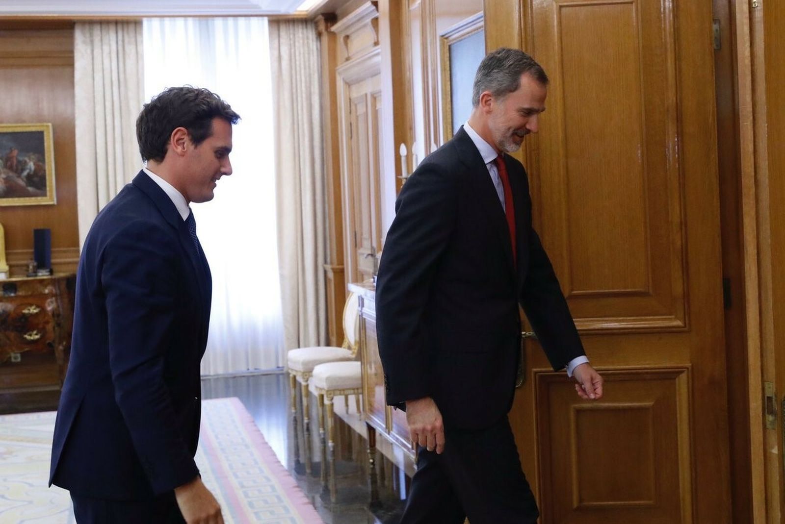 El líder de Ciudadanos, Albert Rivera, y el rey felipe VI, este jueves en el Palacio de la Zarzuela.
