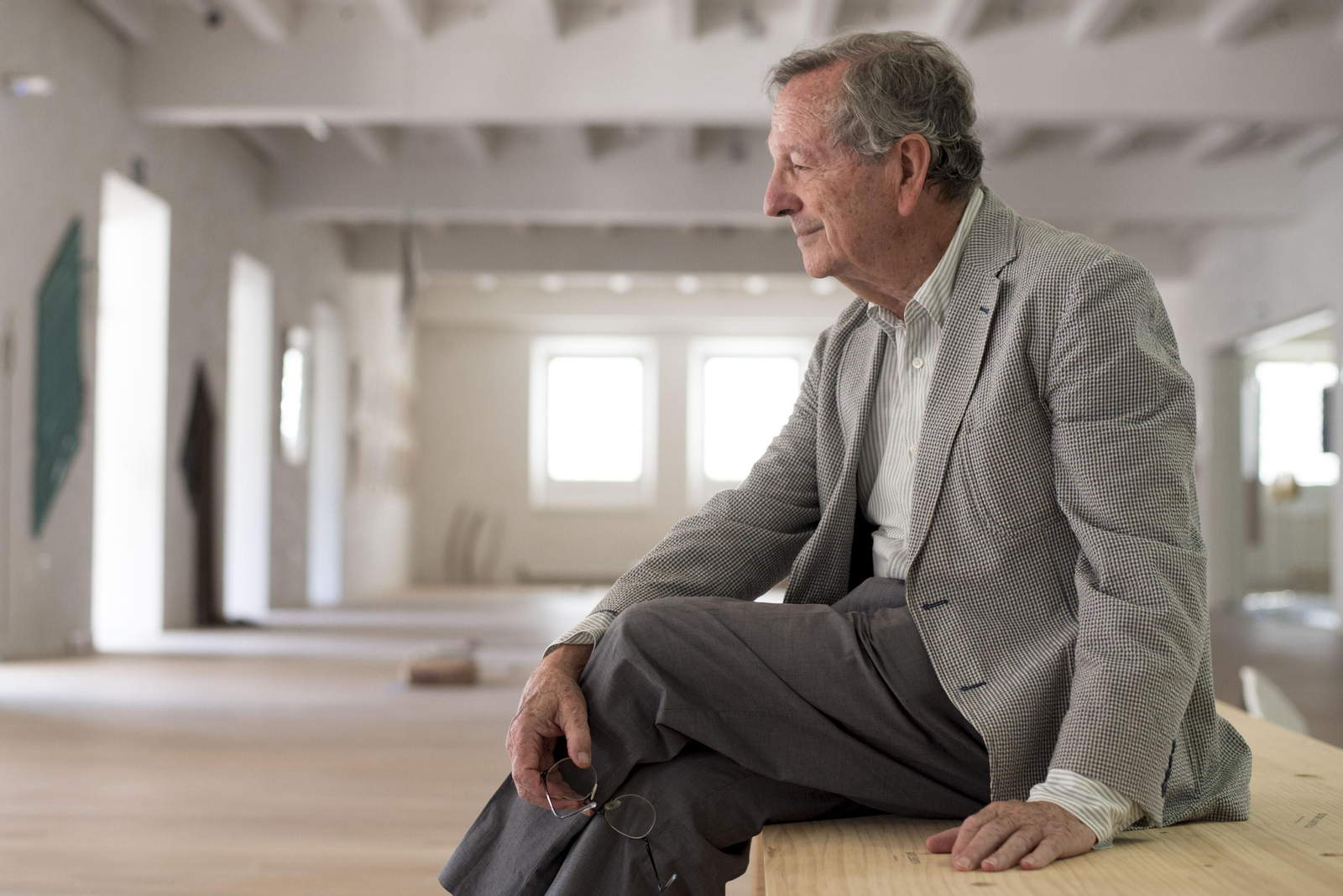 Rafael Moneo, galardonado con el prestigioso Premio Pritzker en 1996, impartió la lección inaugural en la ETS de Arquitectura de Granada.