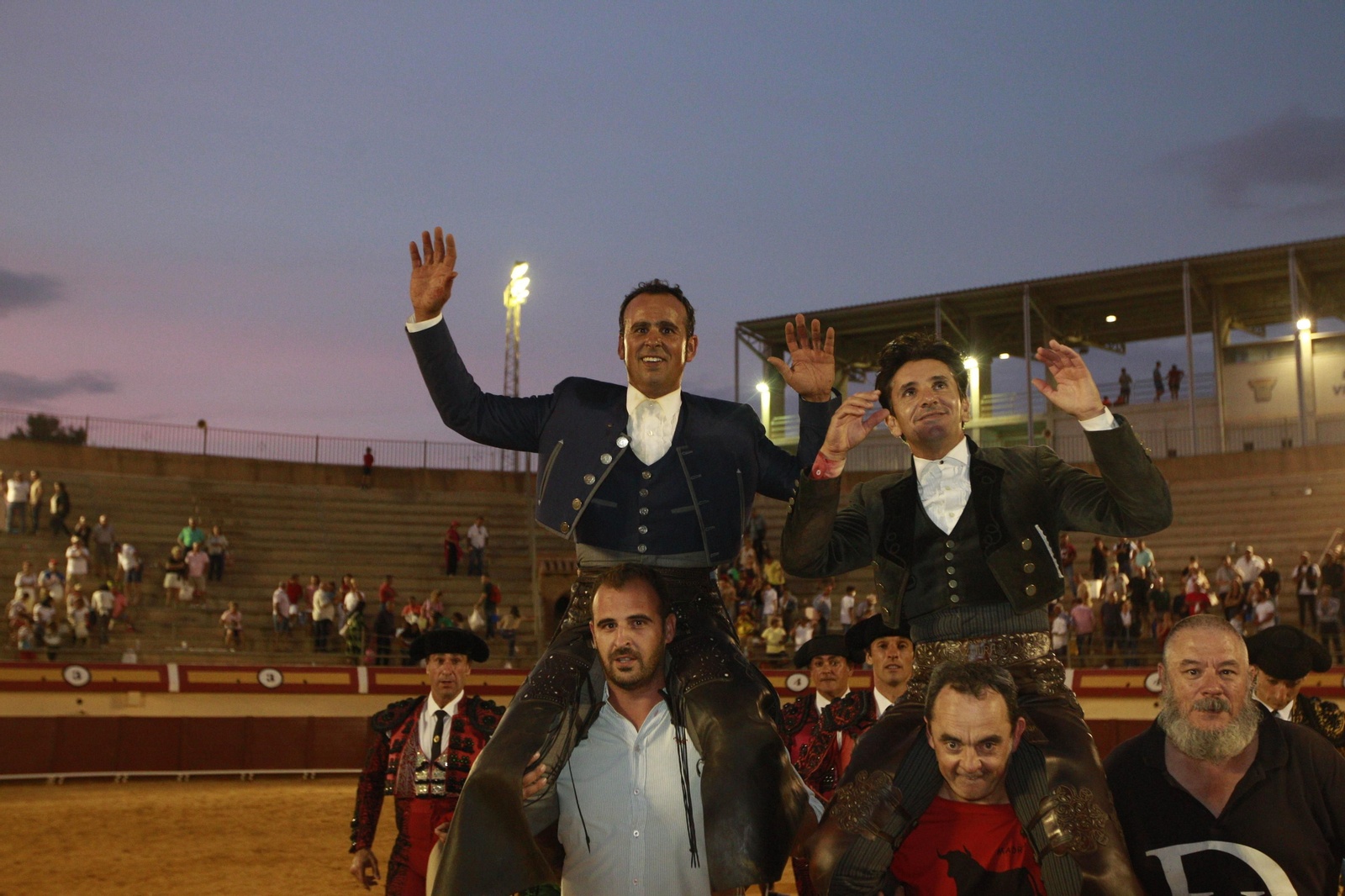Imágenes de la corrida de rejones en la Feria taurina de Vera 2022