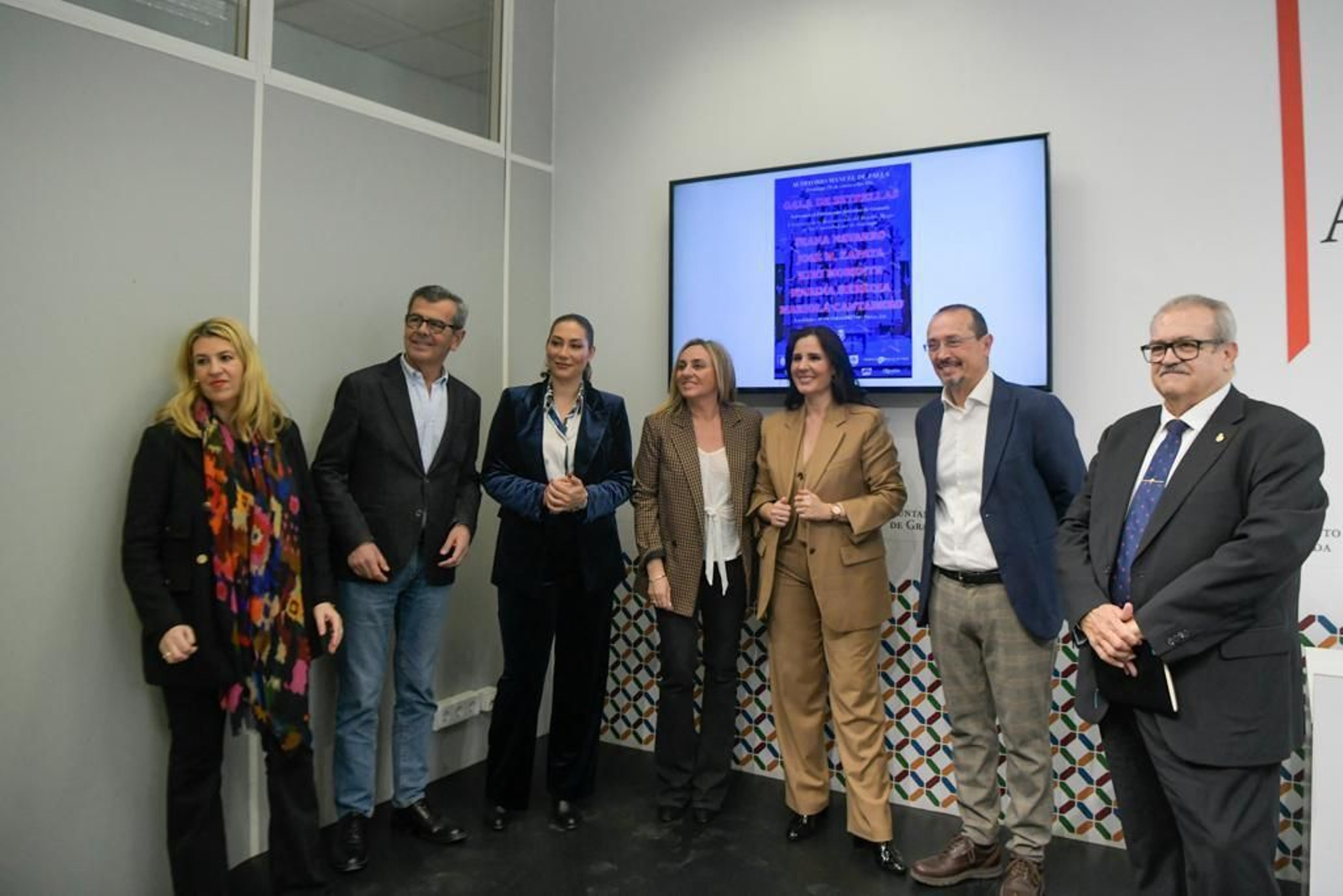Diana Navarro y Marina Heredia acudieron han presentado este miércoles la Gala de las Estrellas.