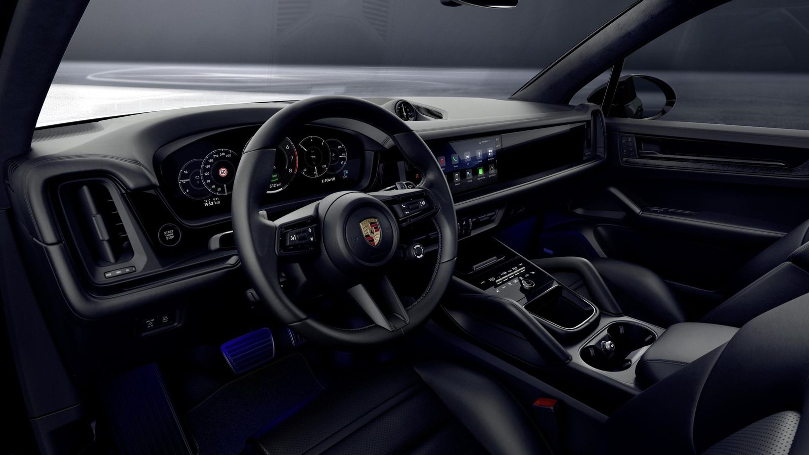 Tanto en los Taycan como en el Cayenne se emplean molduras de aluminio cepillado en color negro en el interior.