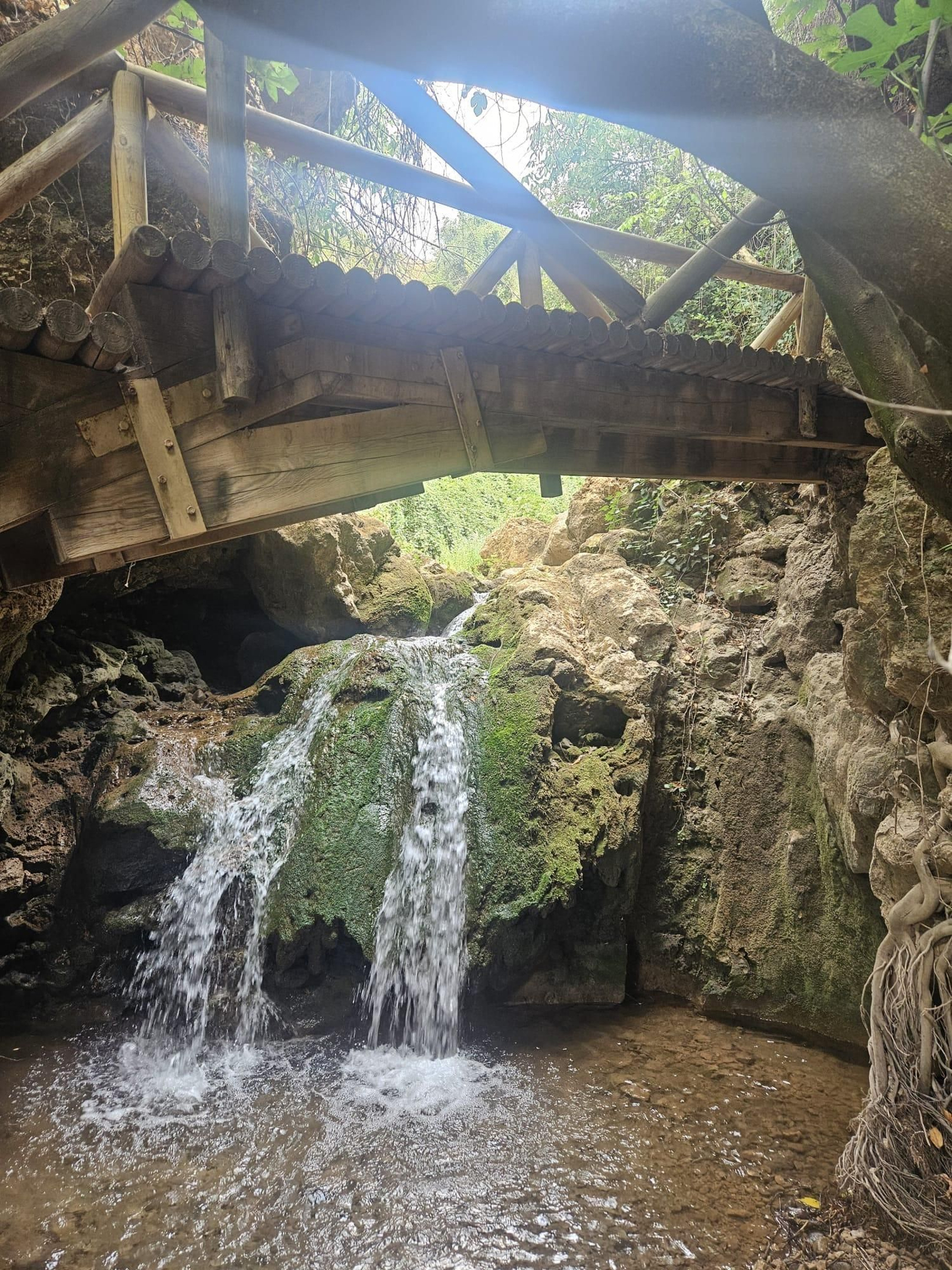 Así está en septiembre la preciosa cascada que puedes ver en Jaén