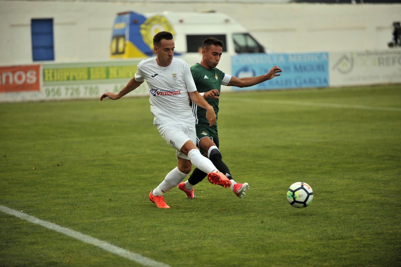 Las imágenes del Arcos-Betis (2-2)