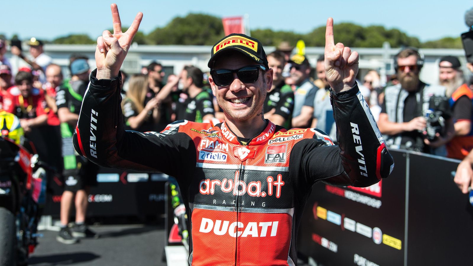 Álvaro Bautista, dos más una victorias en Phillip Island.